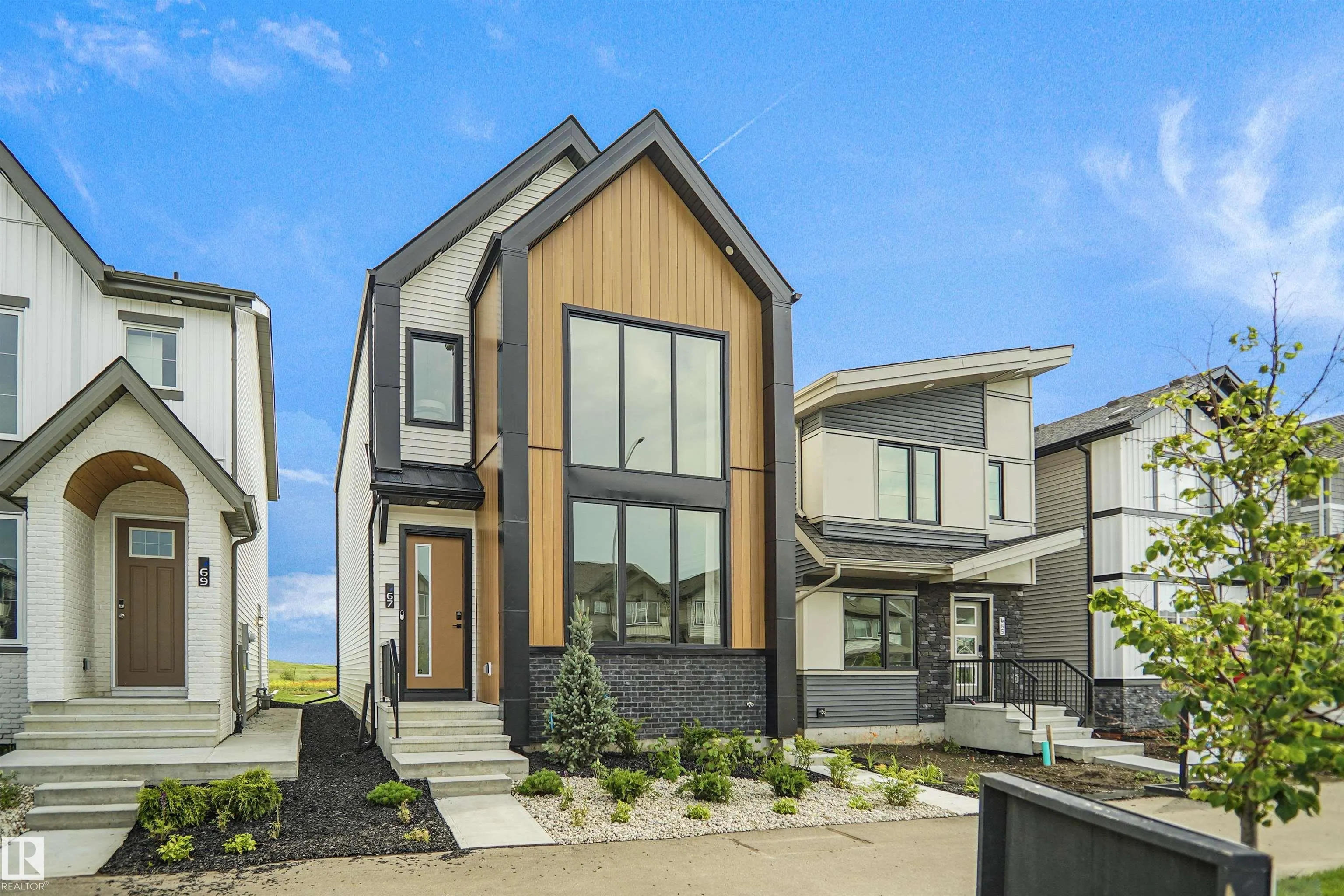 67 SIENNA Boulevard