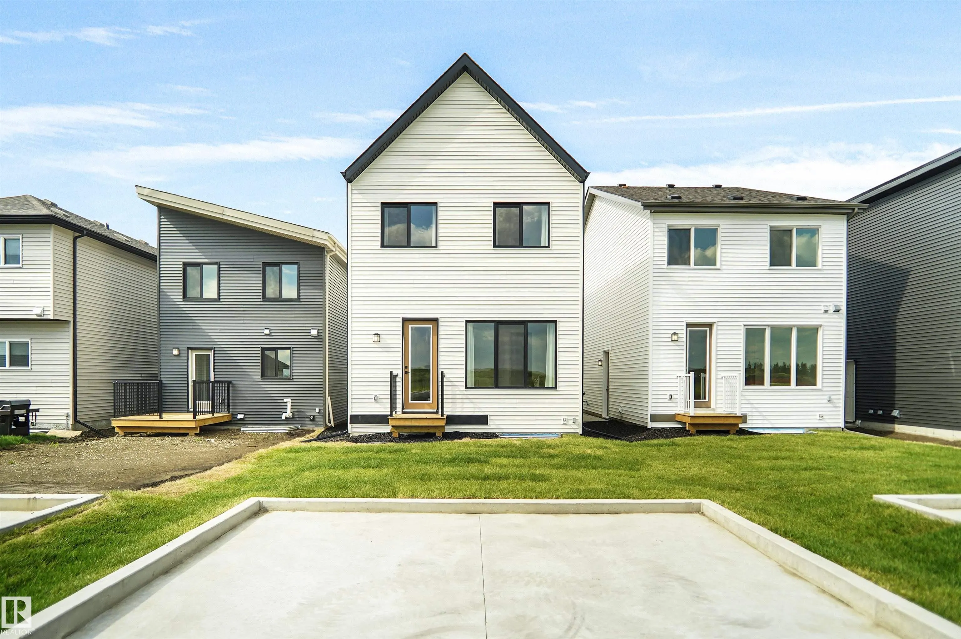 67 SIENNA Boulevard