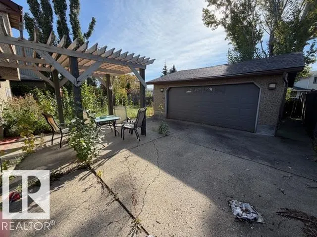 12247 144 Avenue