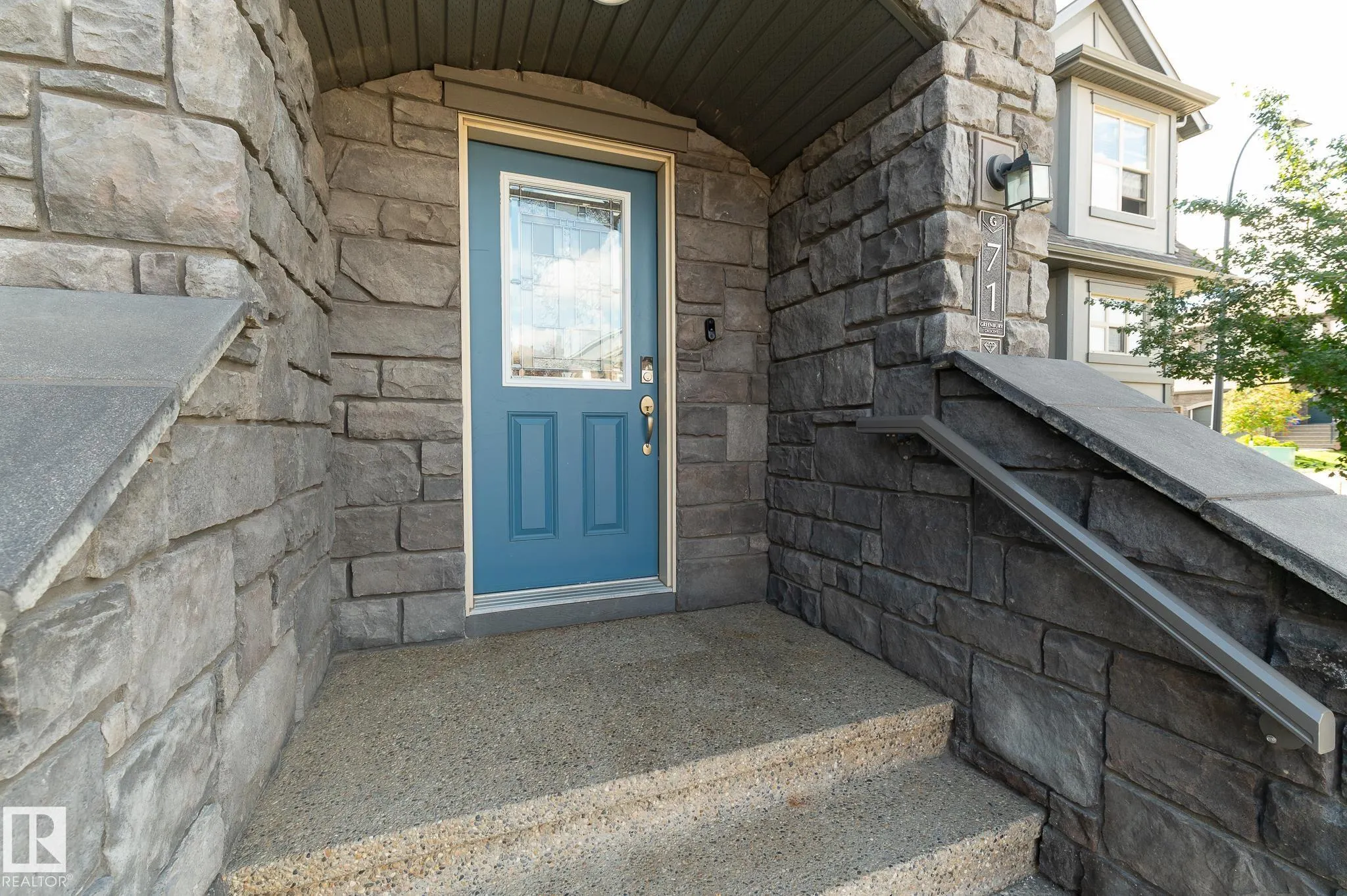 71 GREENBURY Crescent