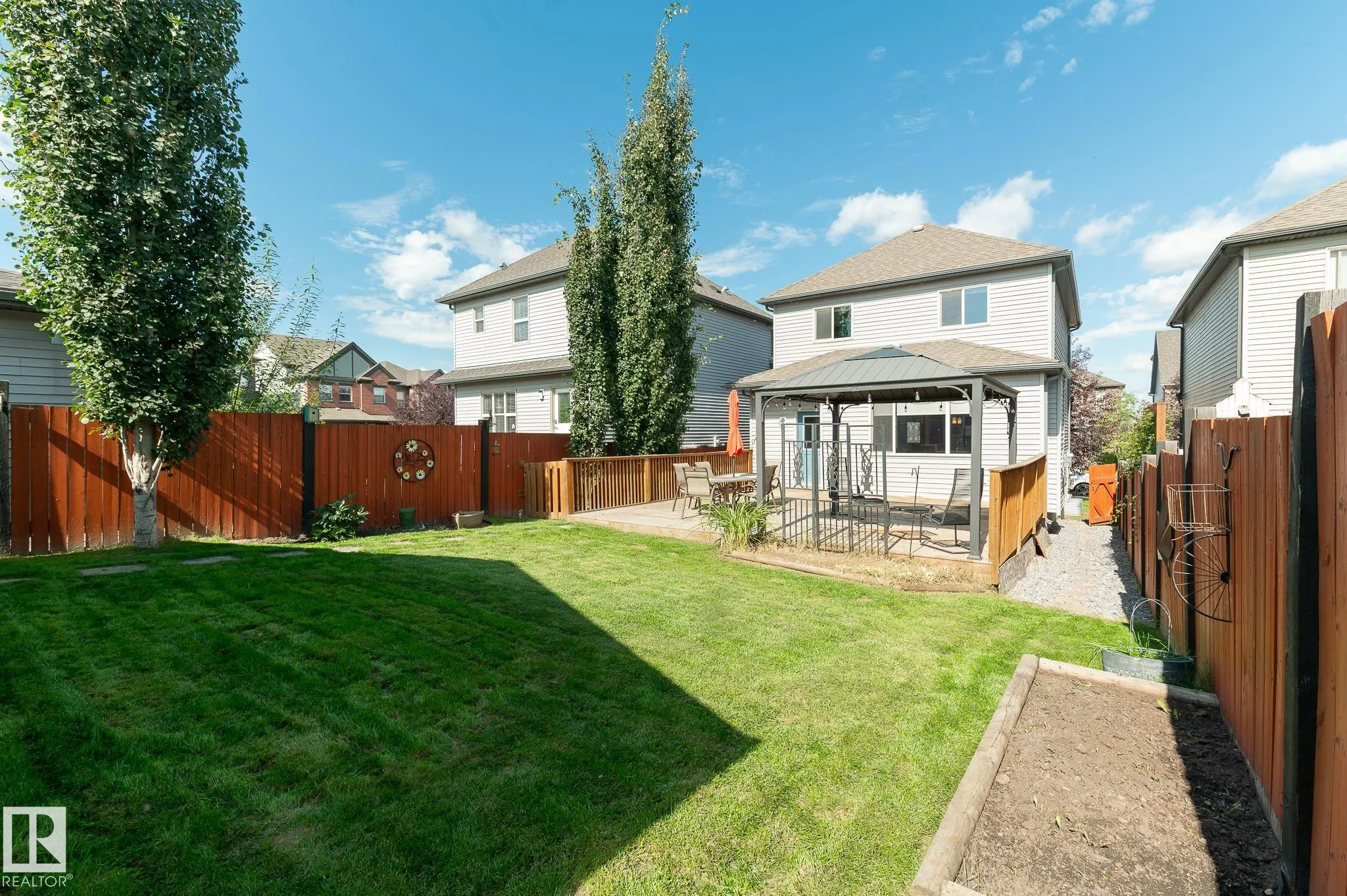 71 GREENBURY Crescent