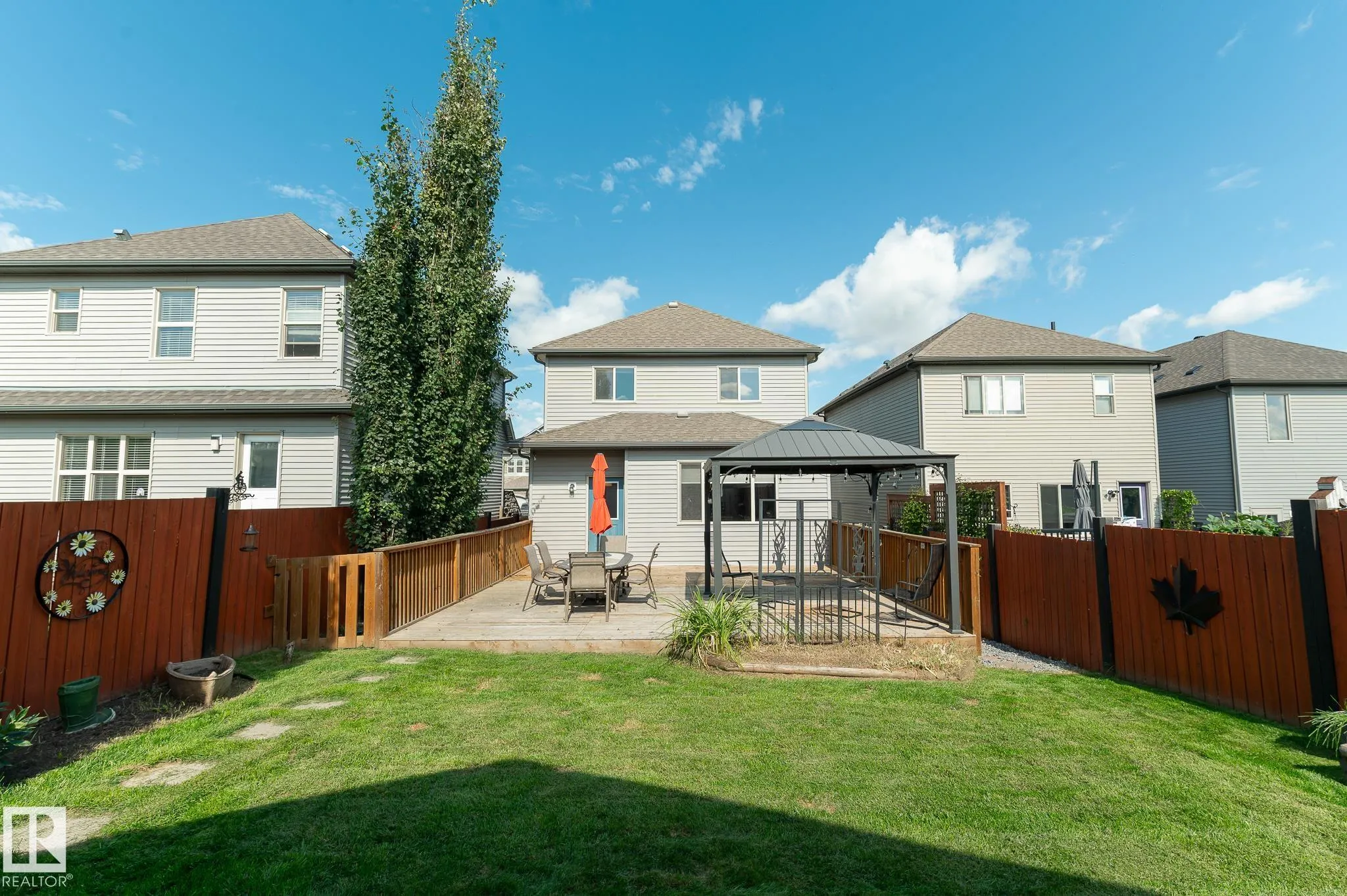 71 GREENBURY Crescent