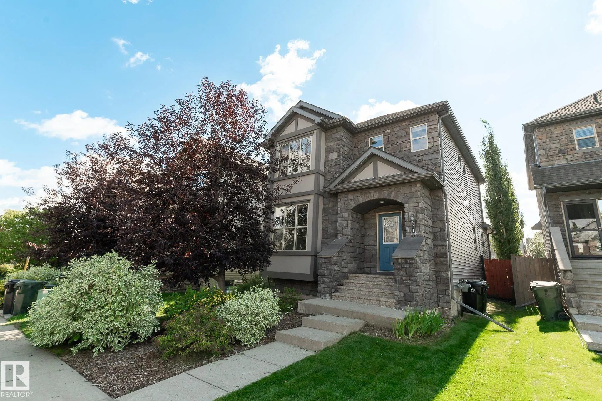 71 GREENBURY Crescent