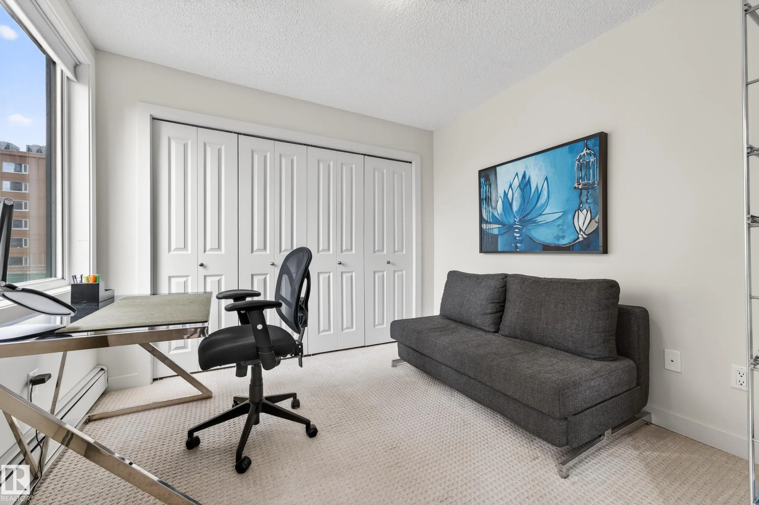 10180 104 Street