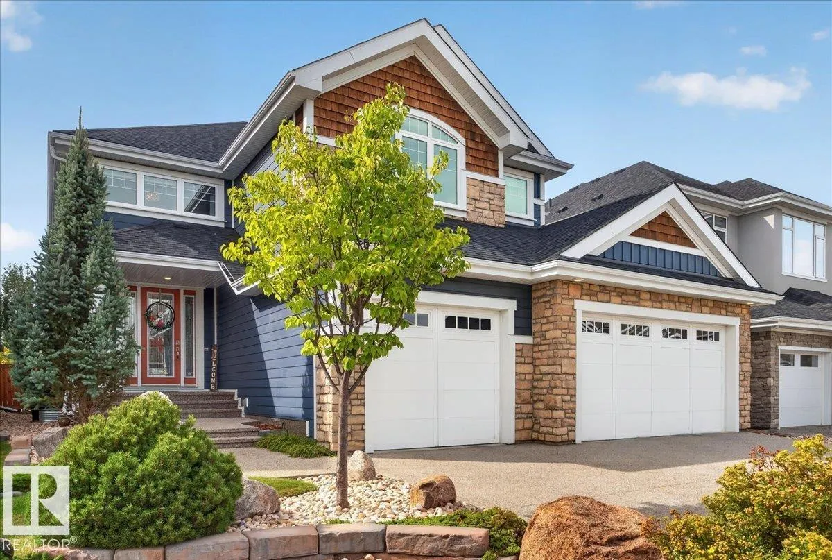 2032 90 Street