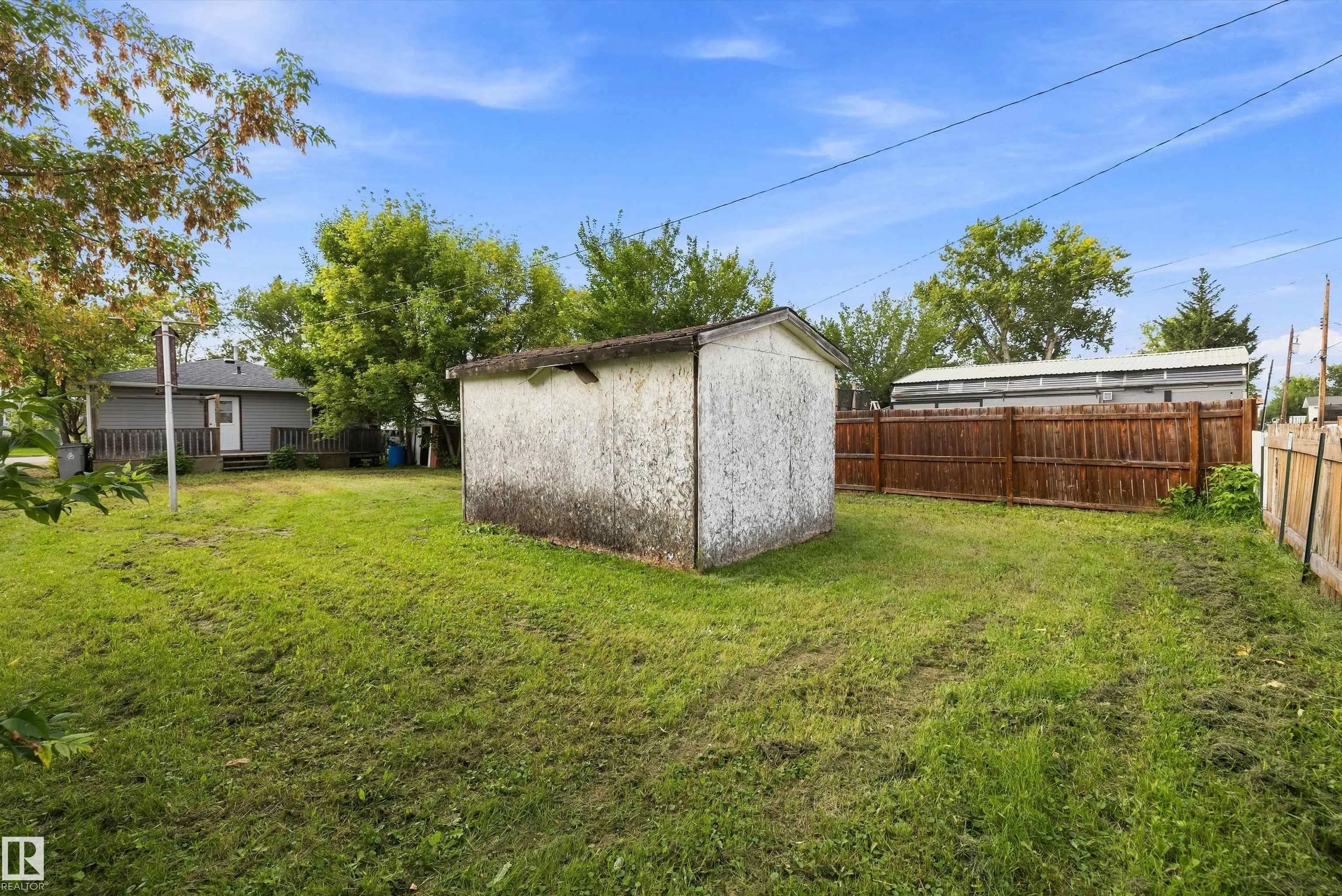 10011 105 Street