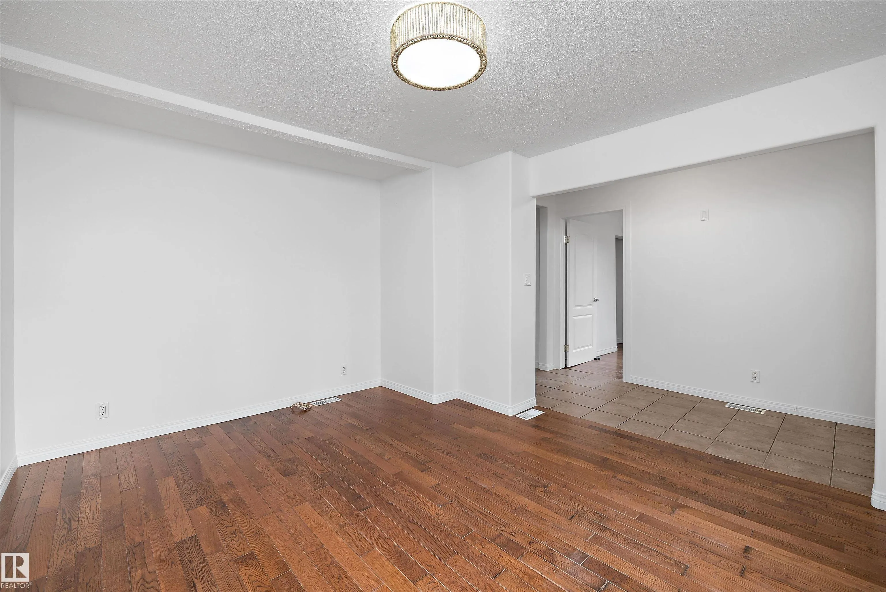 10011 105 Street
