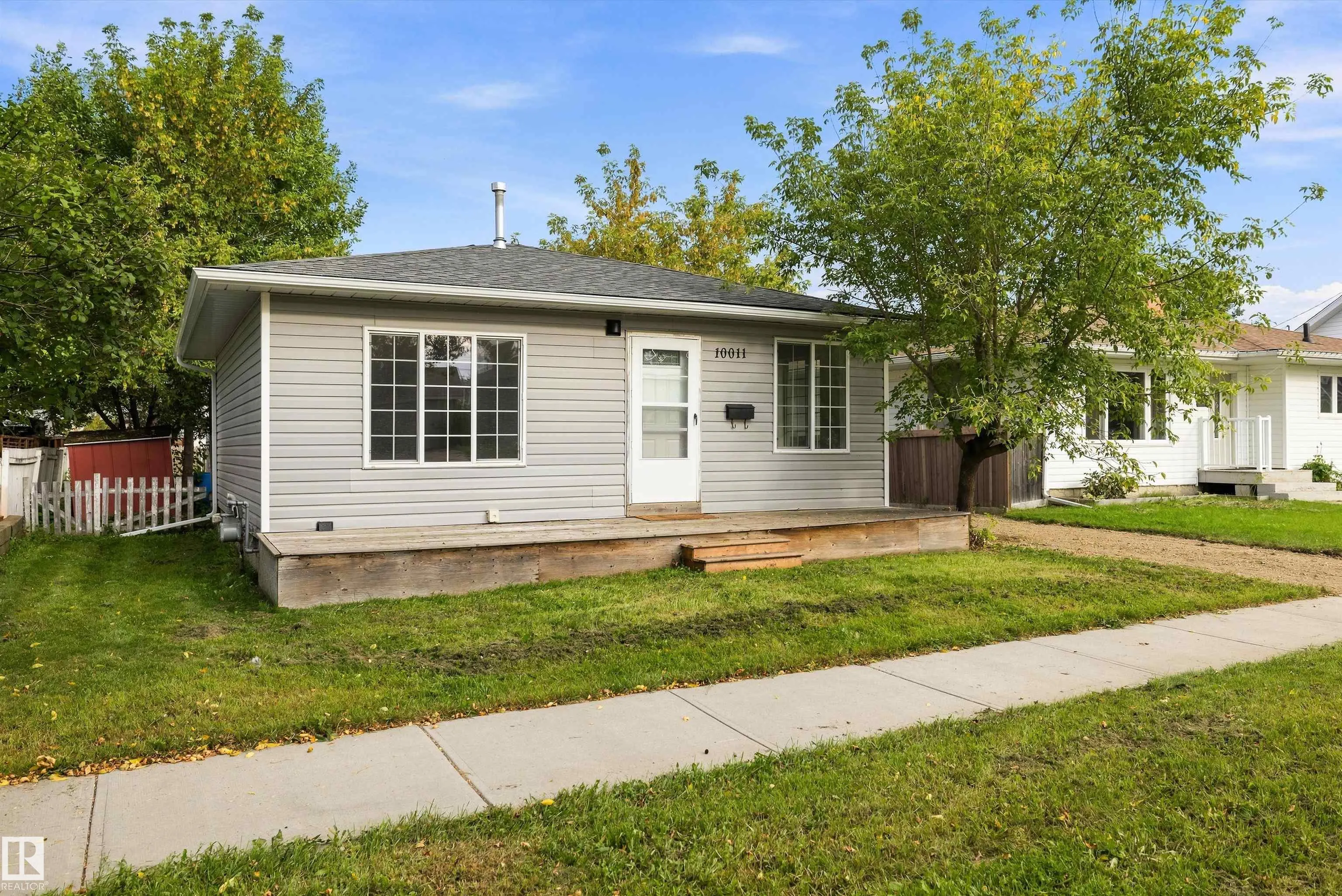 10011 105 Street
