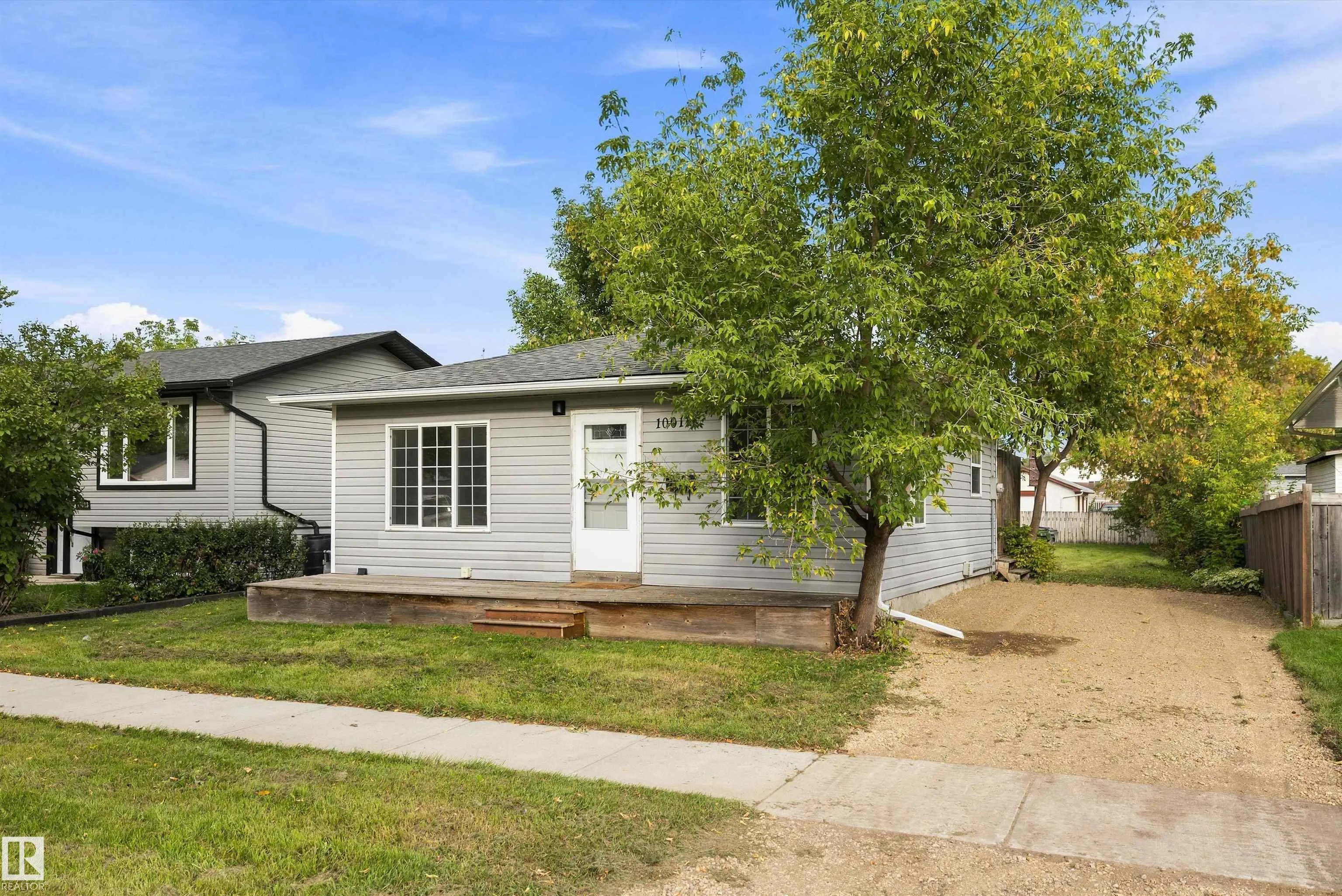 10011 105 Street