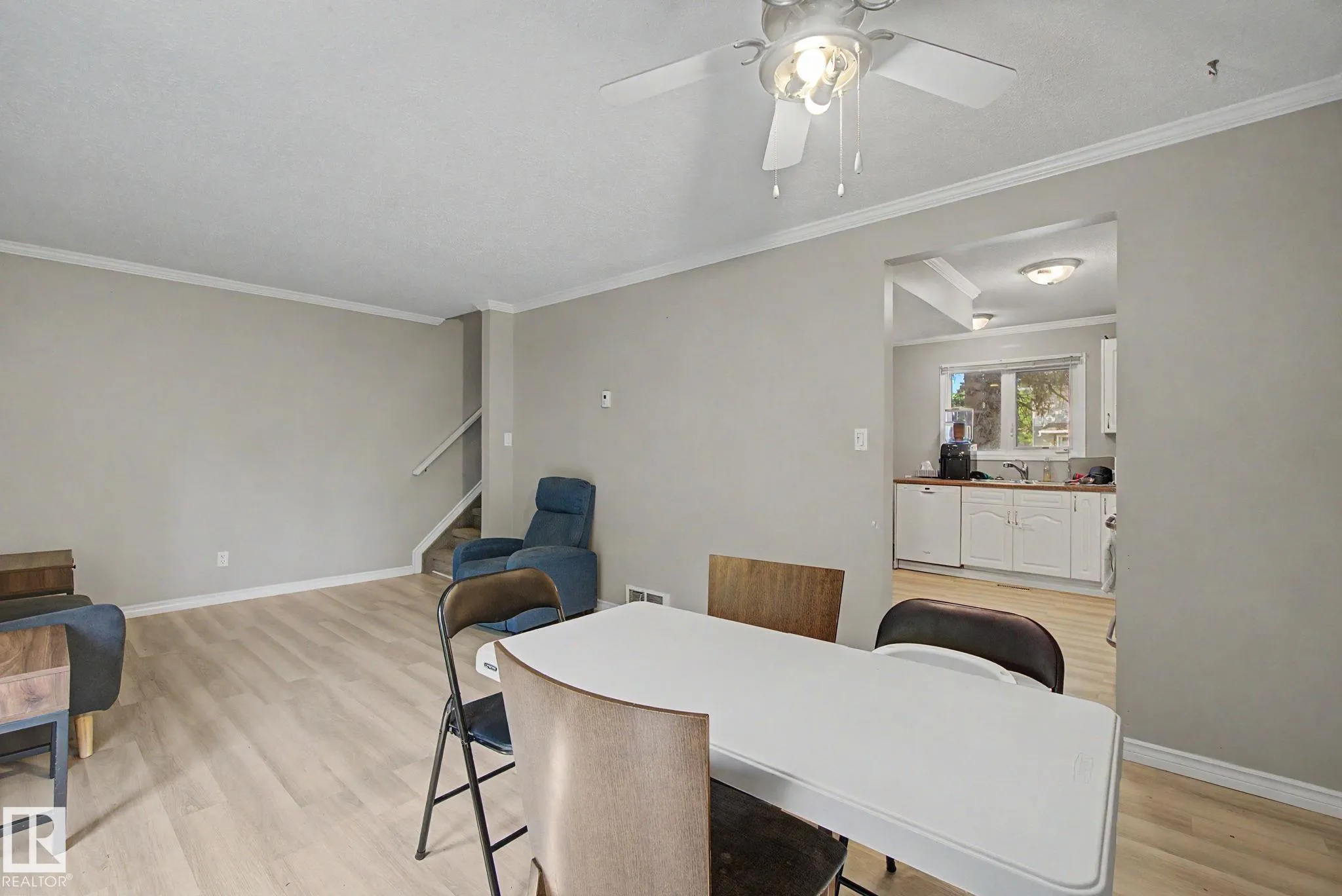 304 SPRUCE Glen