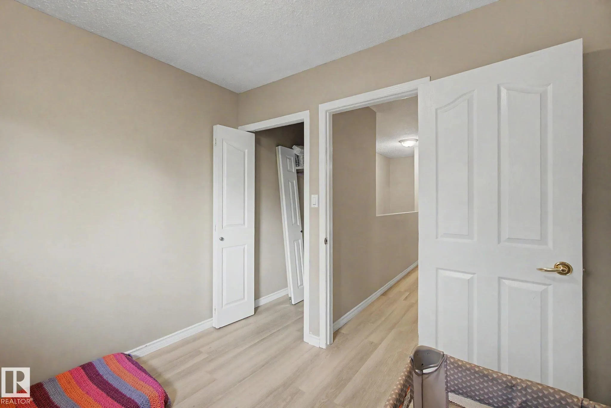 304 SPRUCE Glen