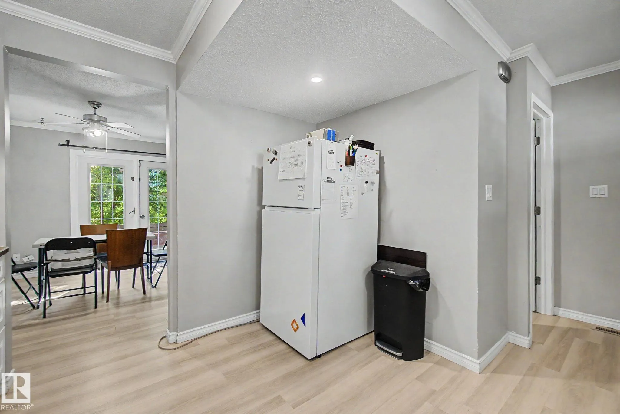 304 SPRUCE Glen