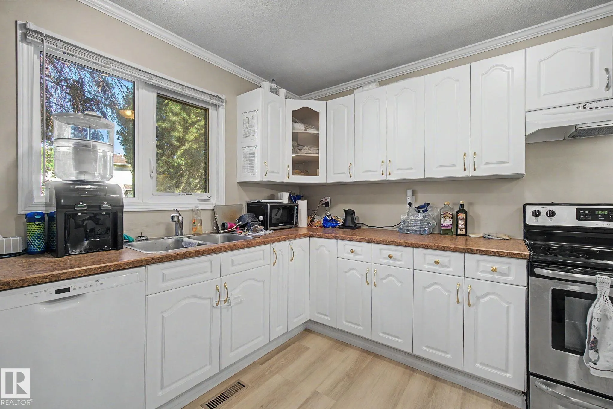 304 SPRUCE Glen