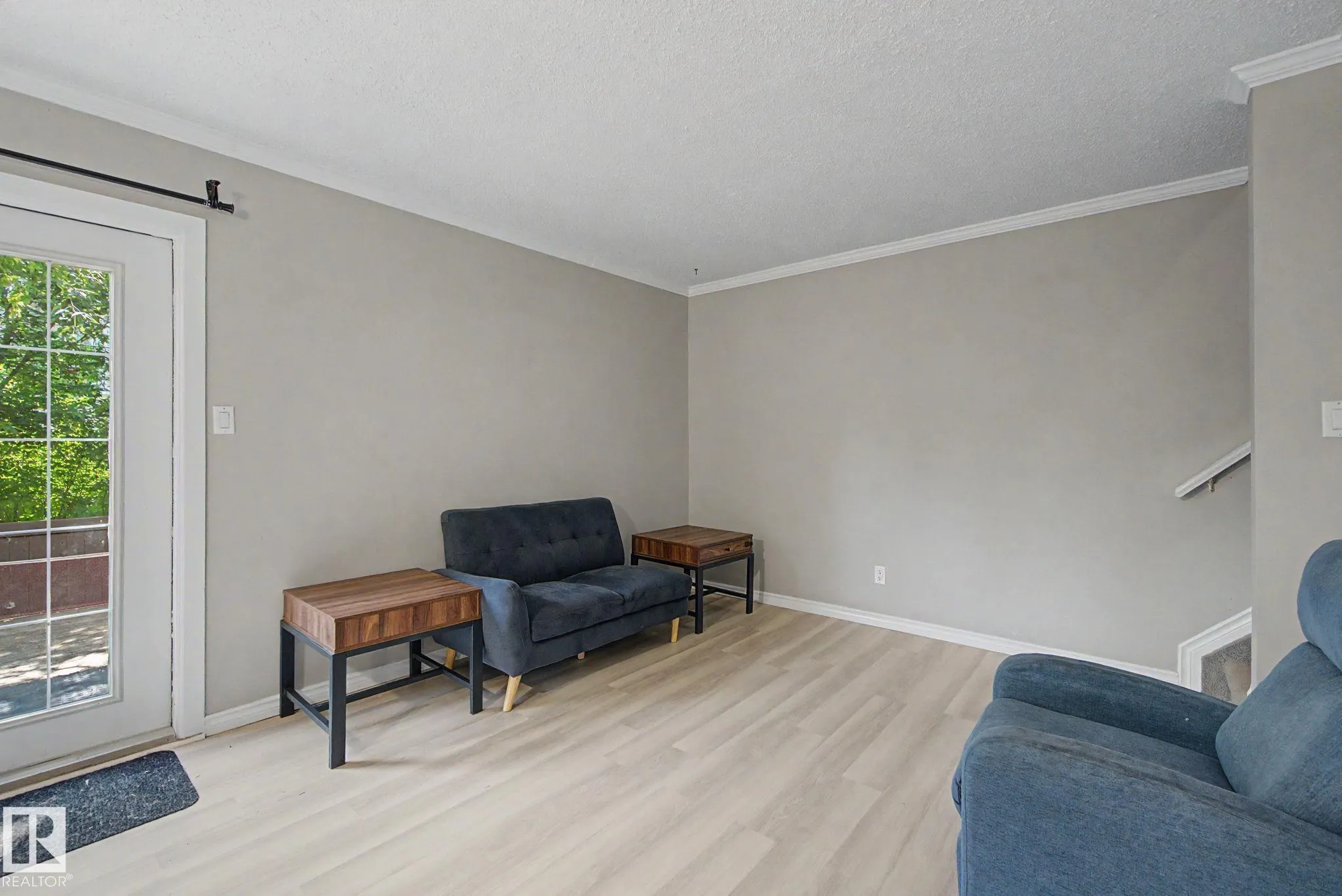 304 SPRUCE Glen