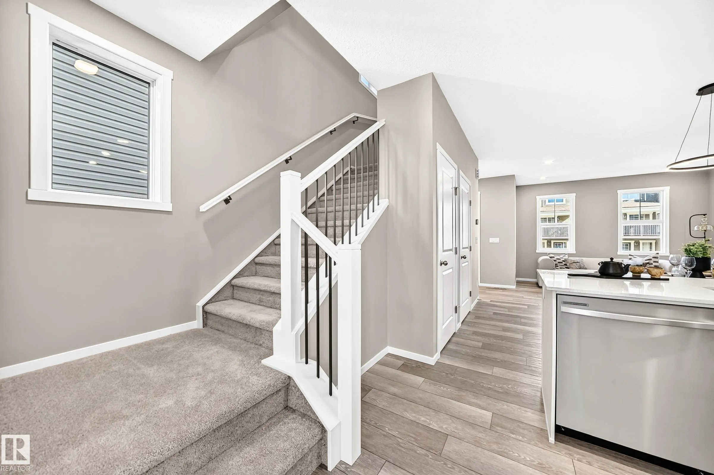 1229 Stoneside Road