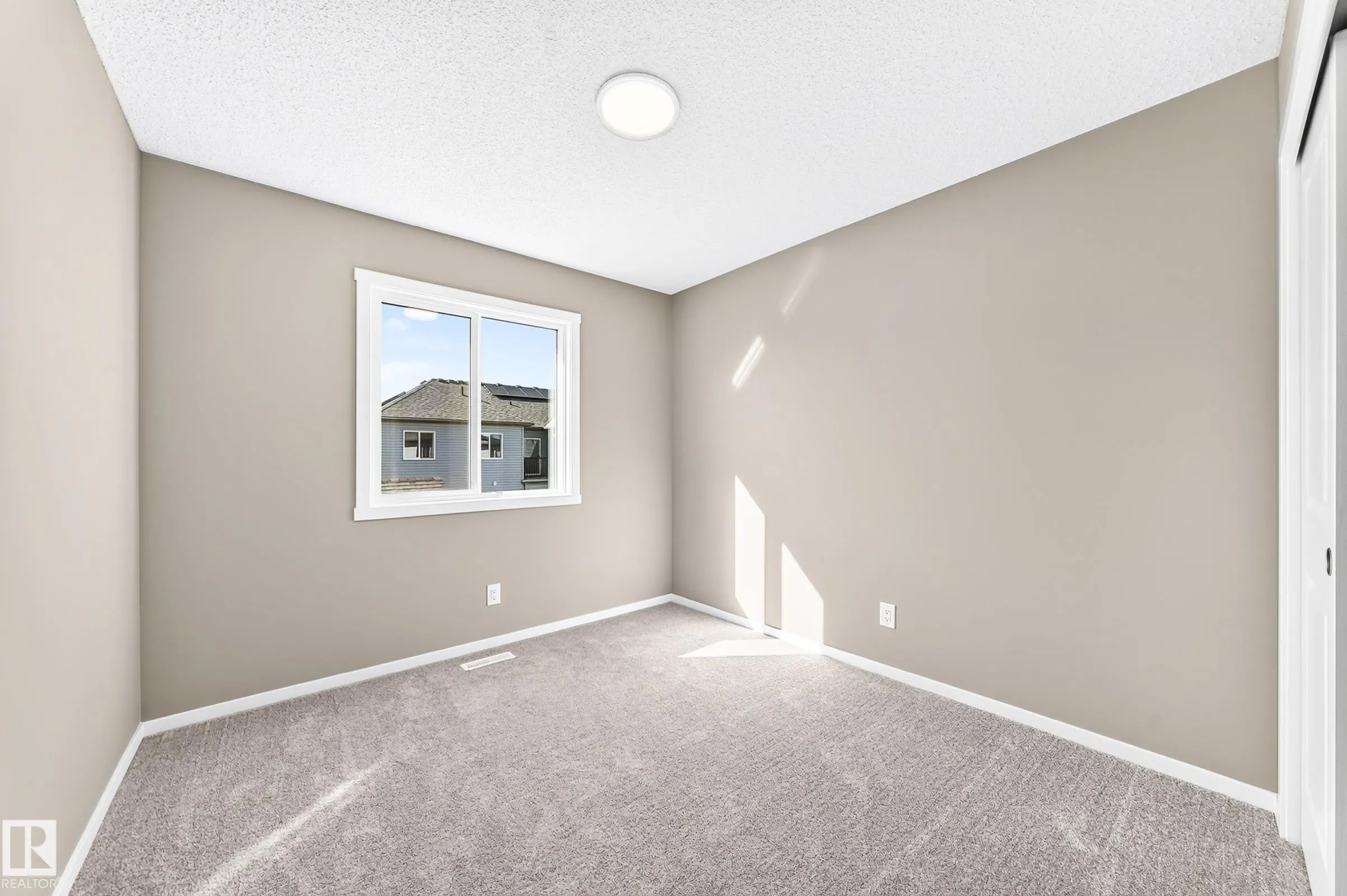 1229 Stoneside Road
