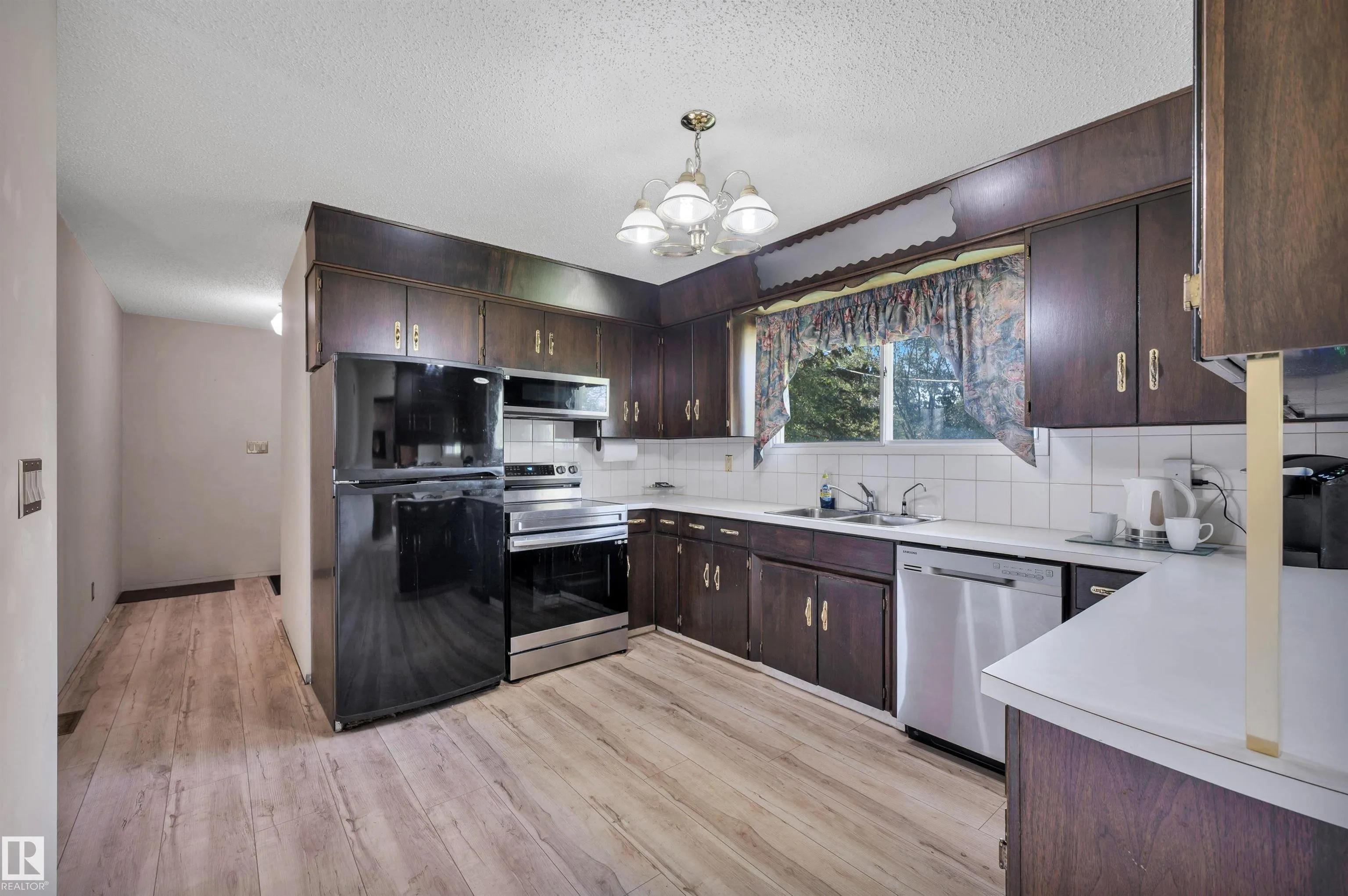 52312 RGE ROAD 223