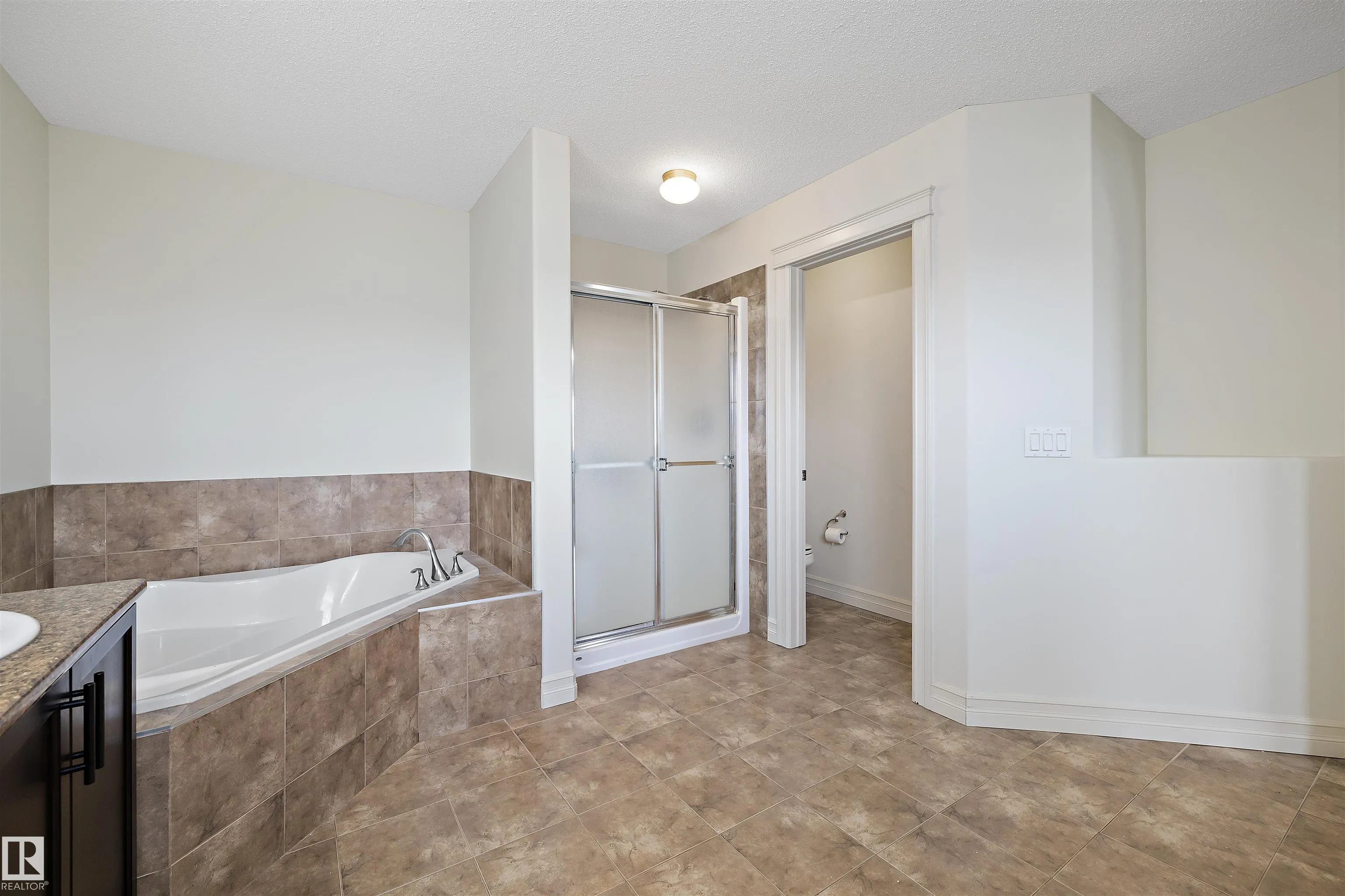 178 WOODBEND Way