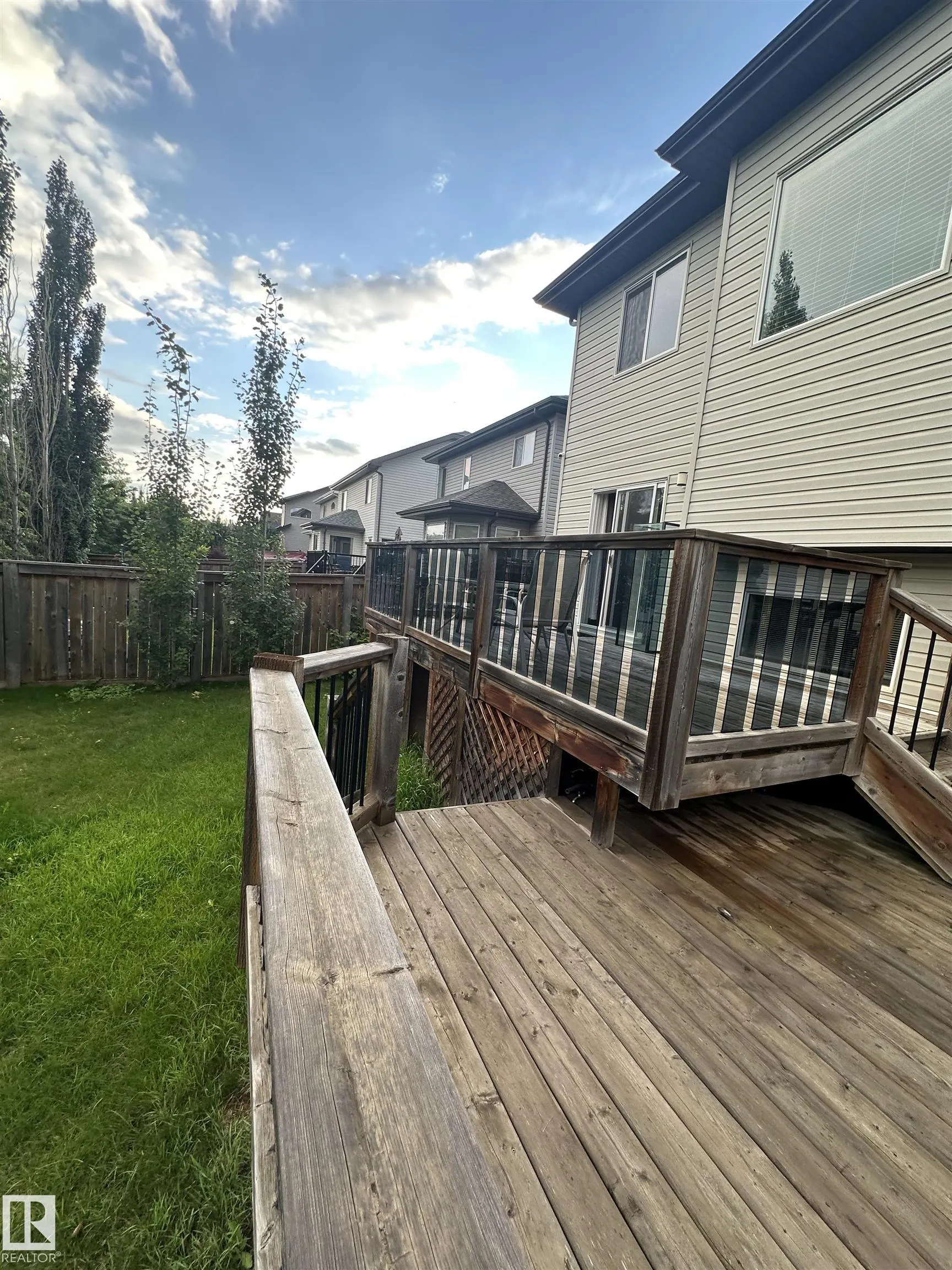 178 WOODBEND Way