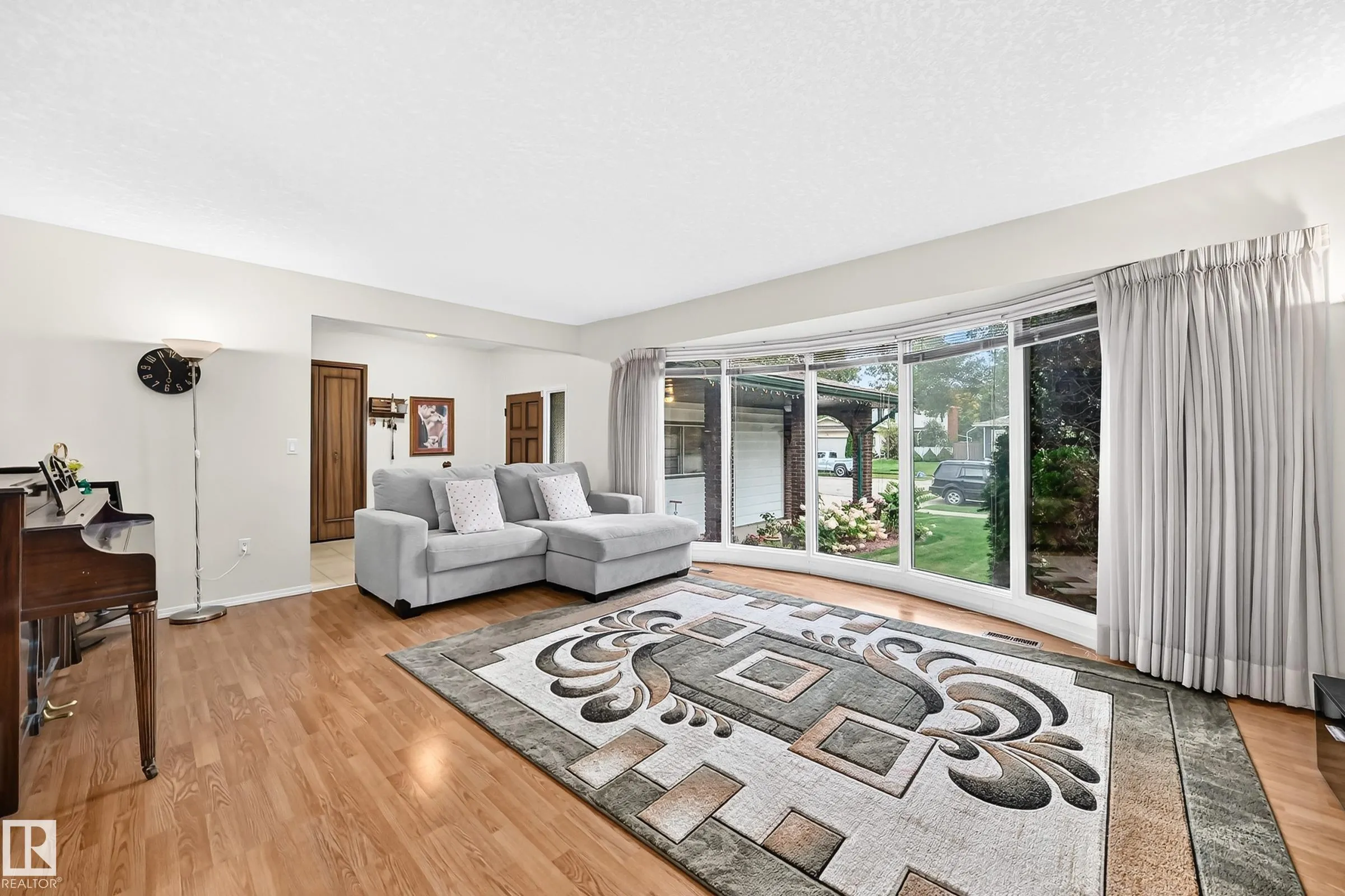 23 WOODLANDS Road