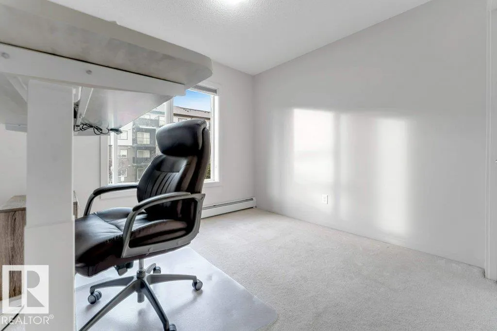 390 WINDERMERE Road