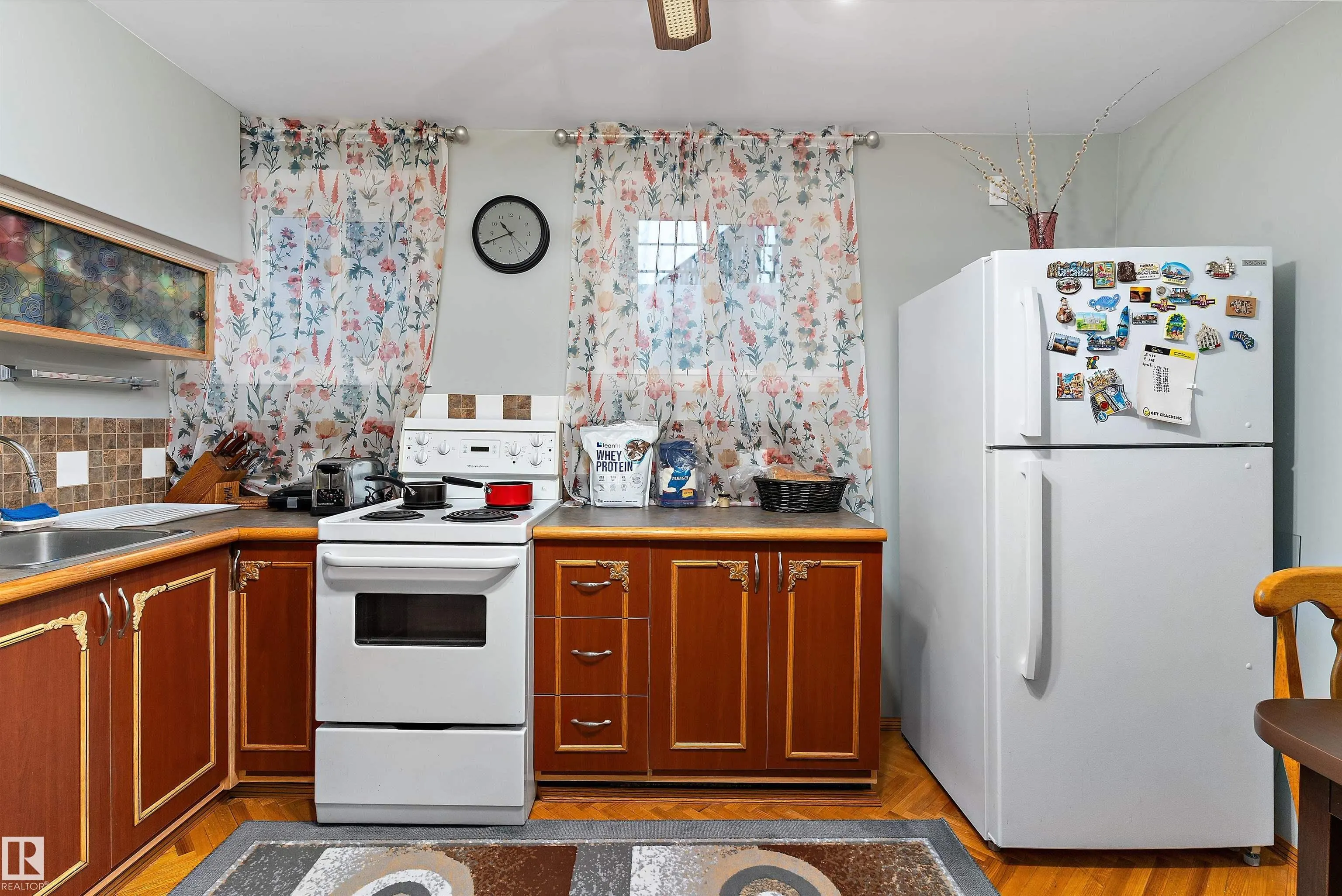 11911 70 Street