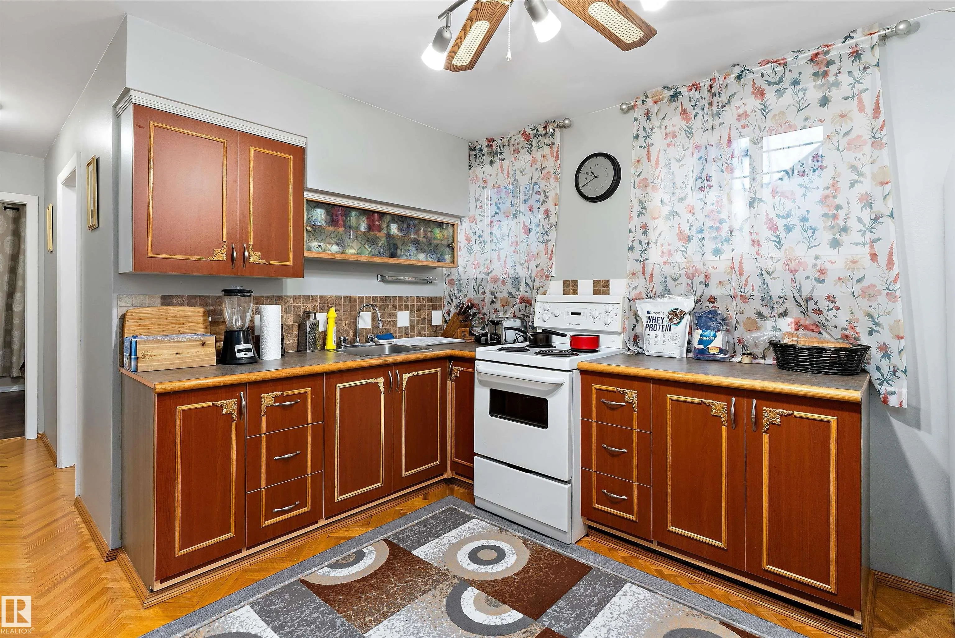11911 70 Street
