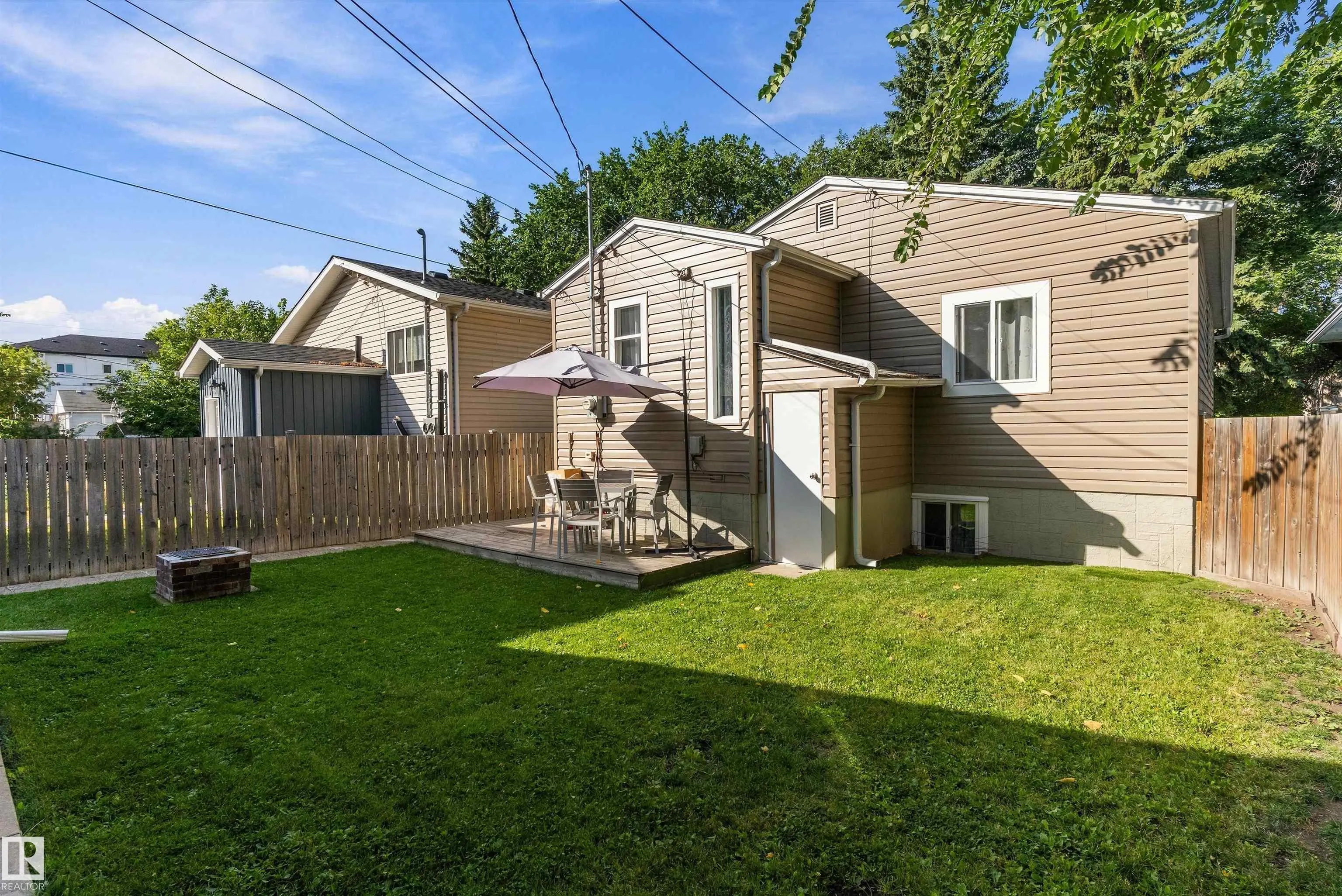 11911 70 Street