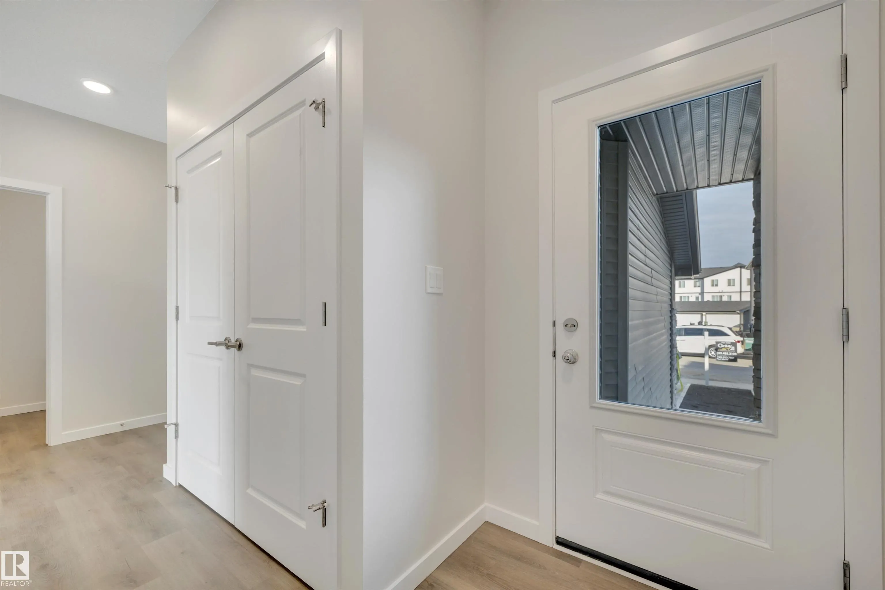 5439 Hawthorn Run