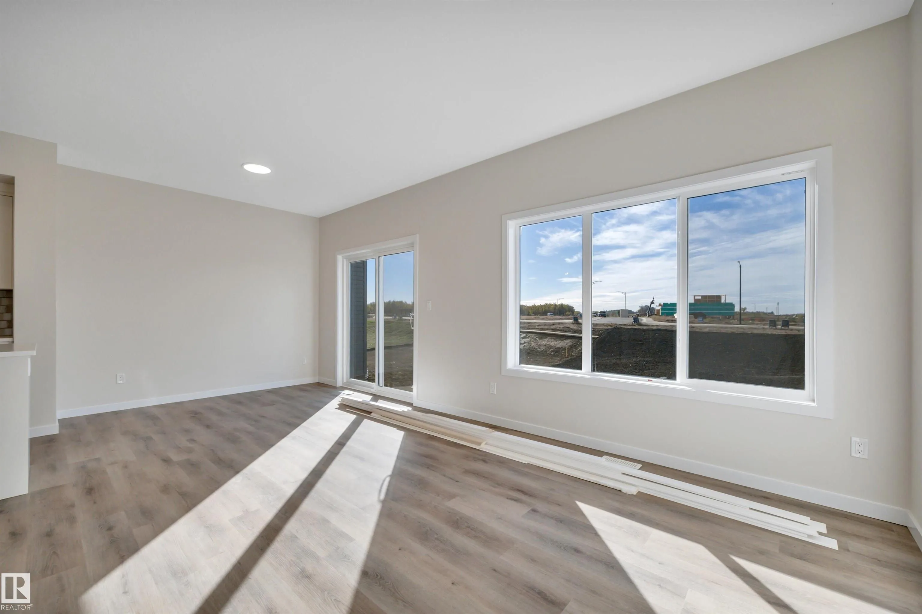5439 Hawthorn Run