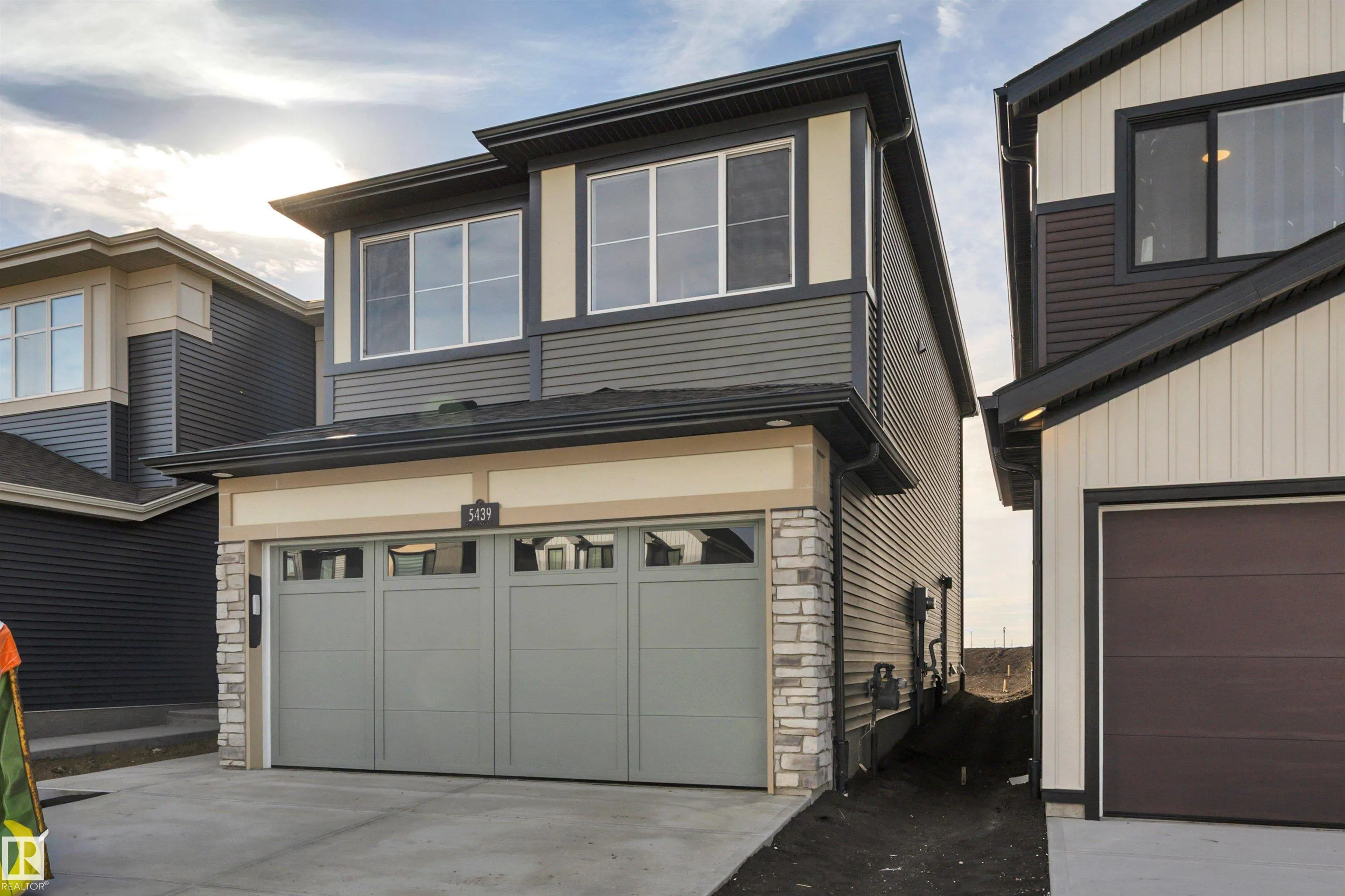 5439 Hawthorn Run