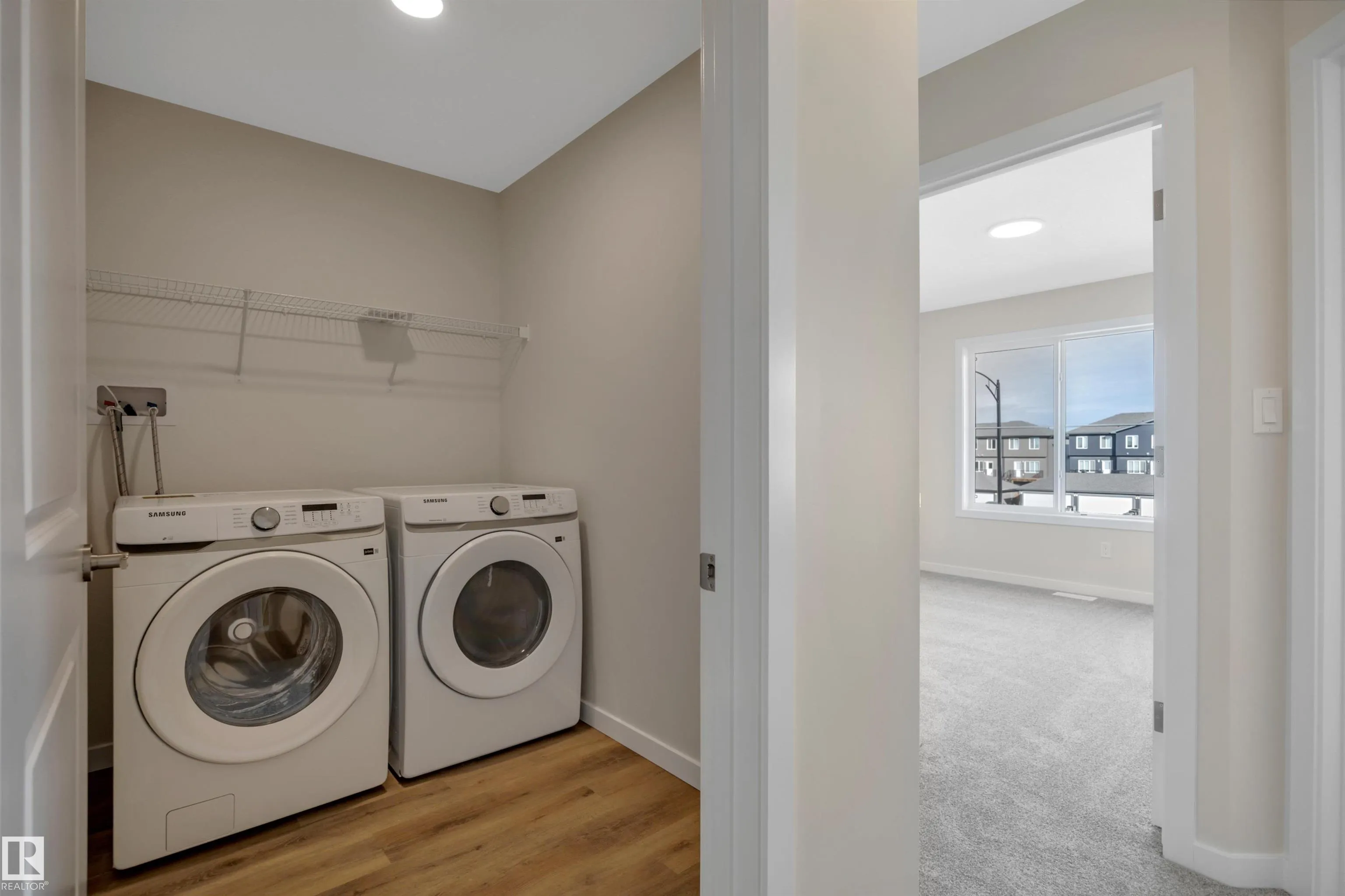 5439 Hawthorn Run