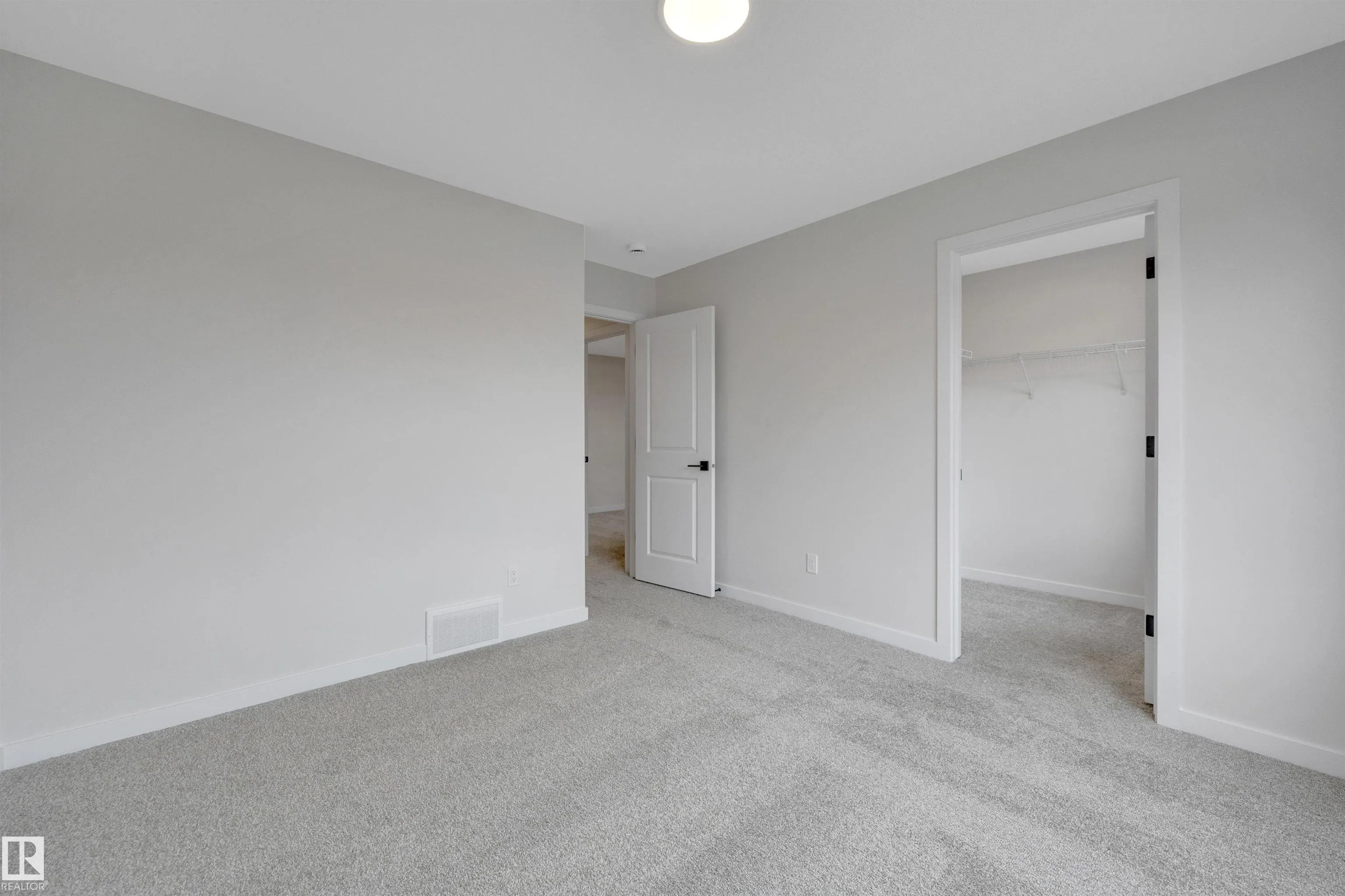 5441 Hawthorn Run