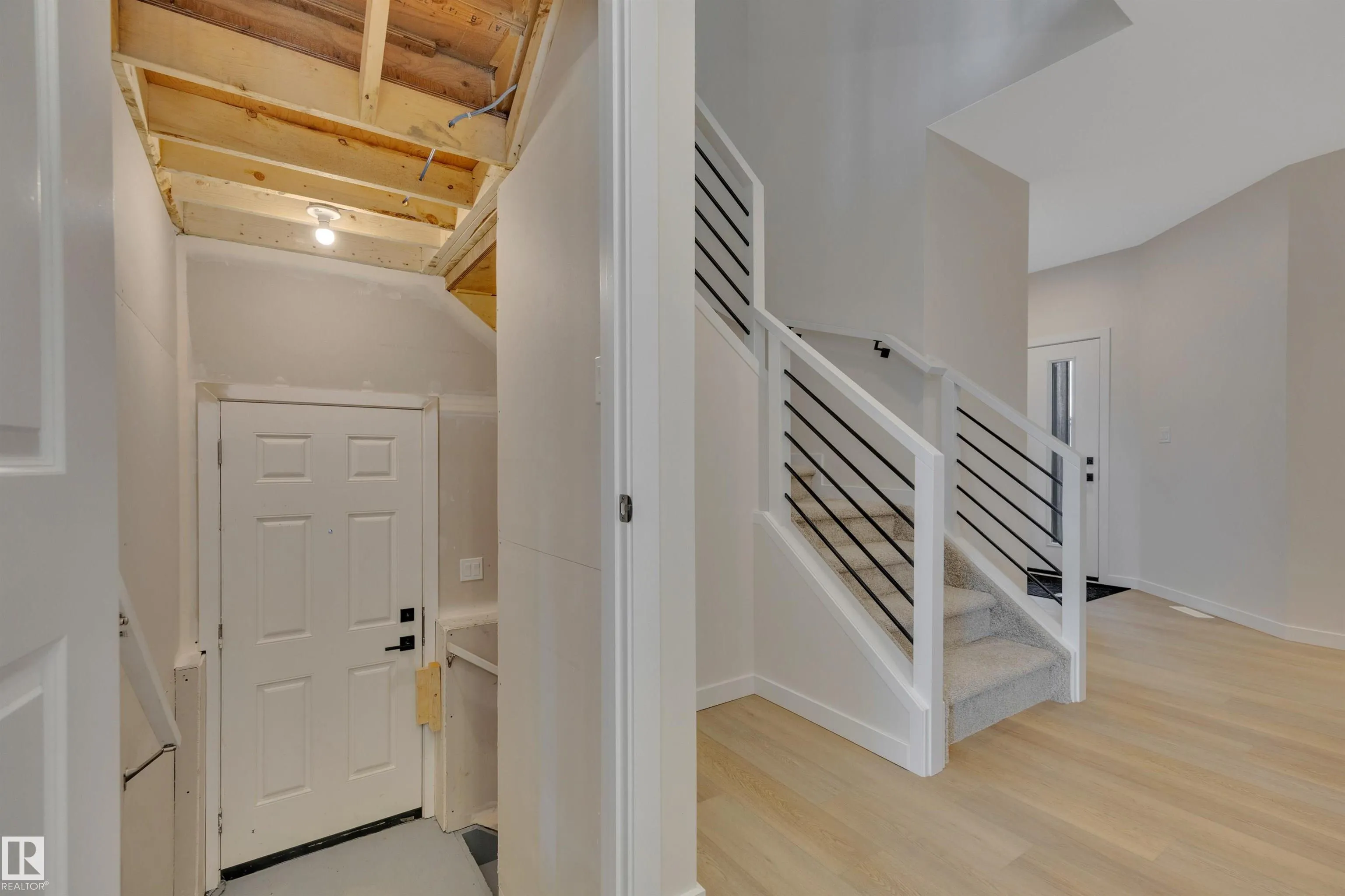 5441 Hawthorn Run