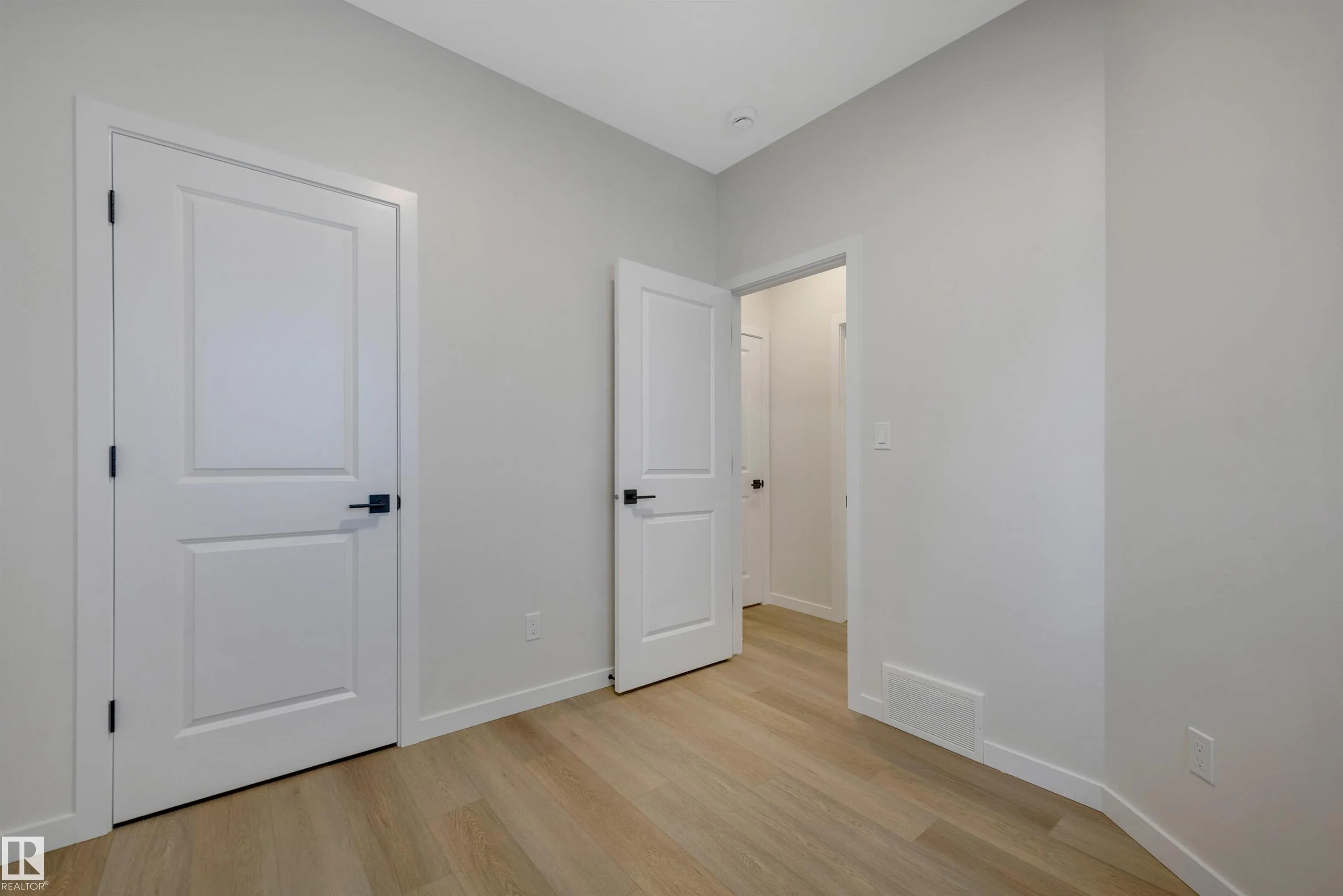 5441 Hawthorn Run