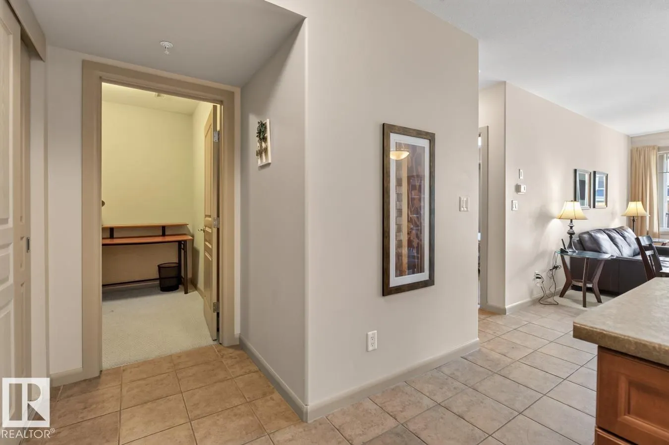 501 PALISADES Way