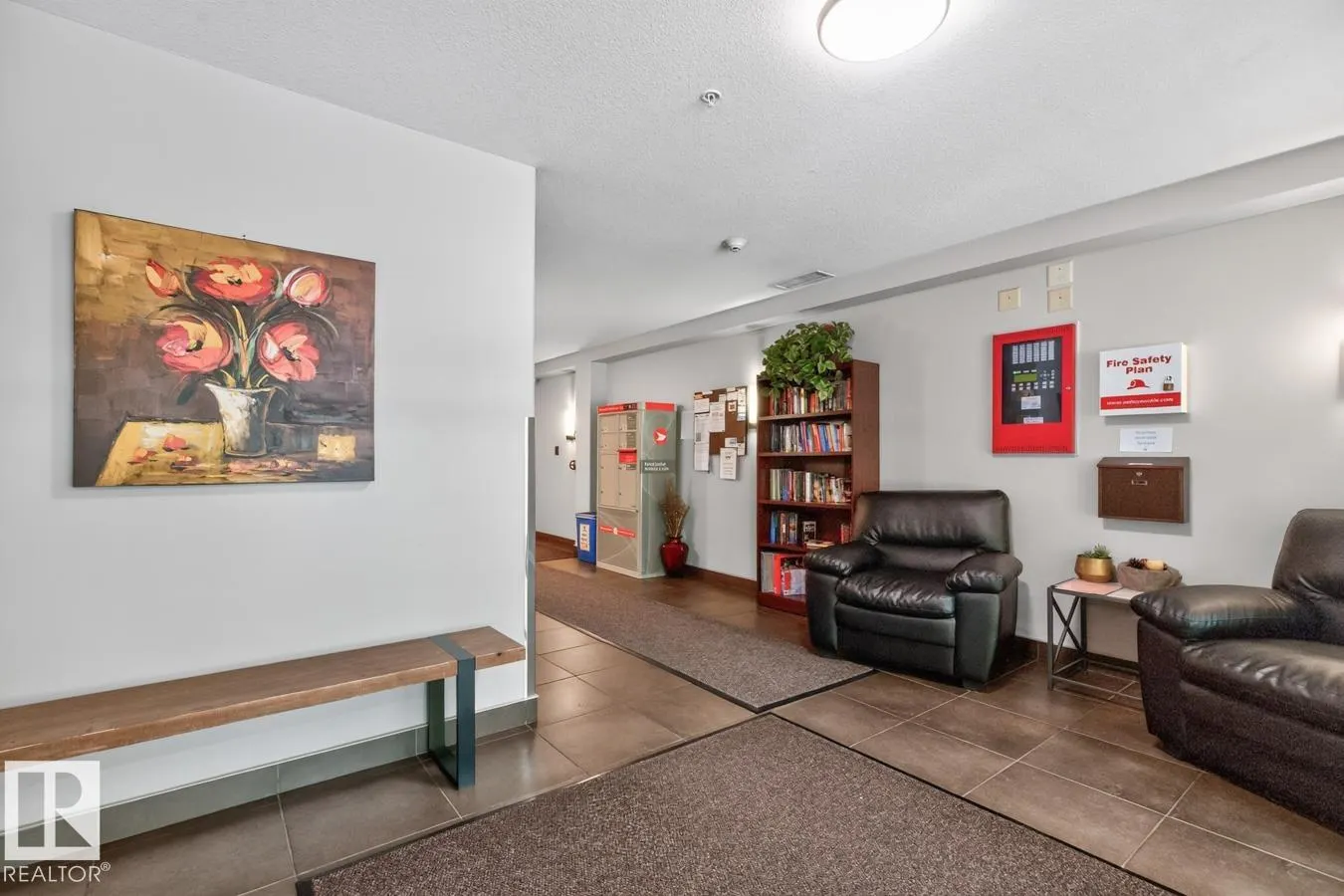 501 PALISADES Way