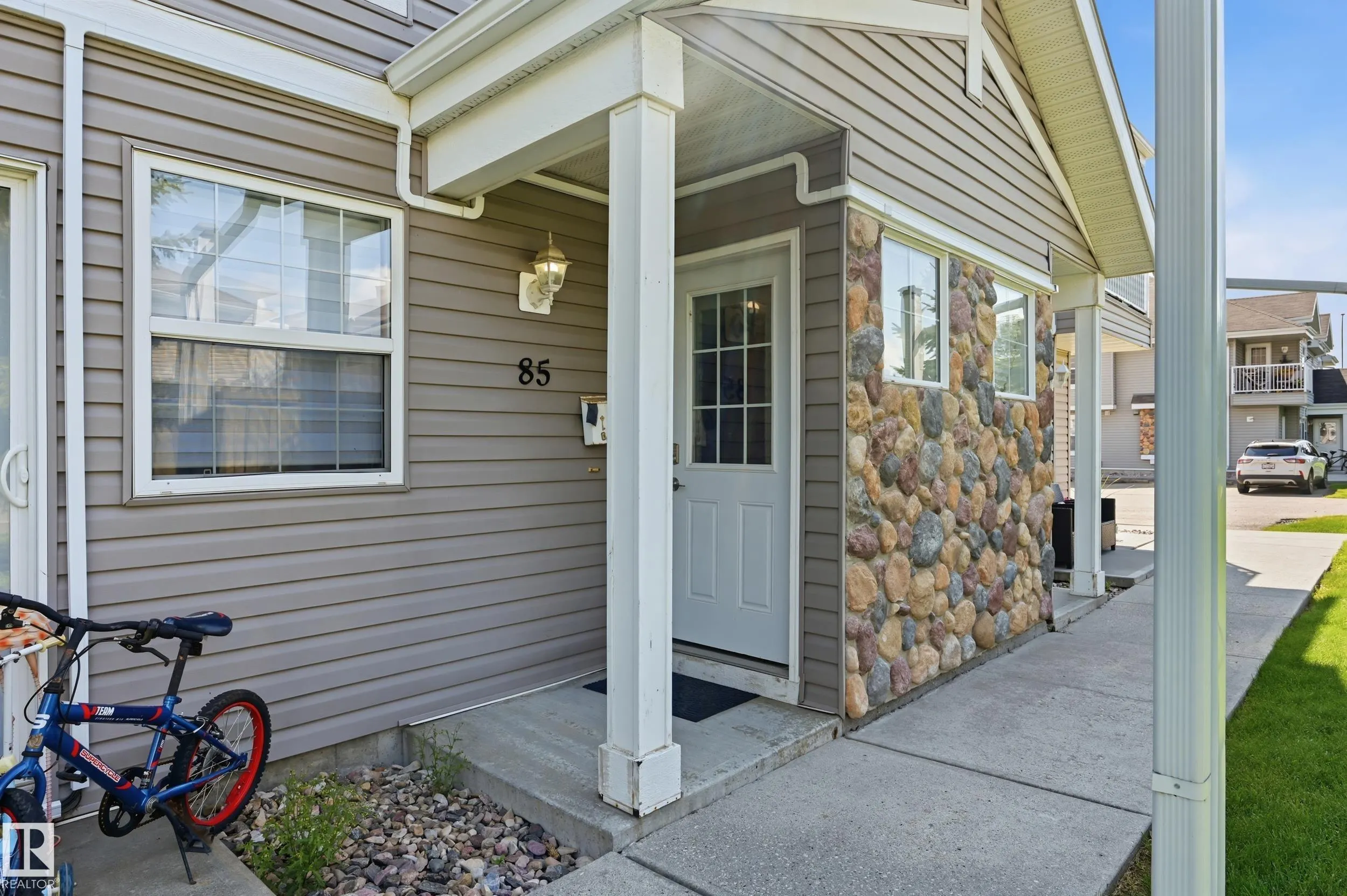 150 EDWARDS Drive