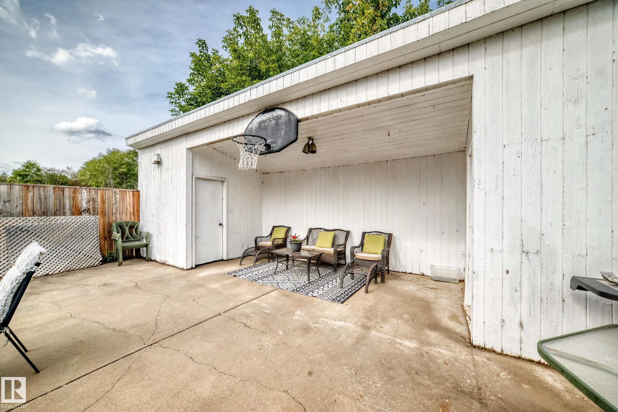 23230 TWP ROAD 520