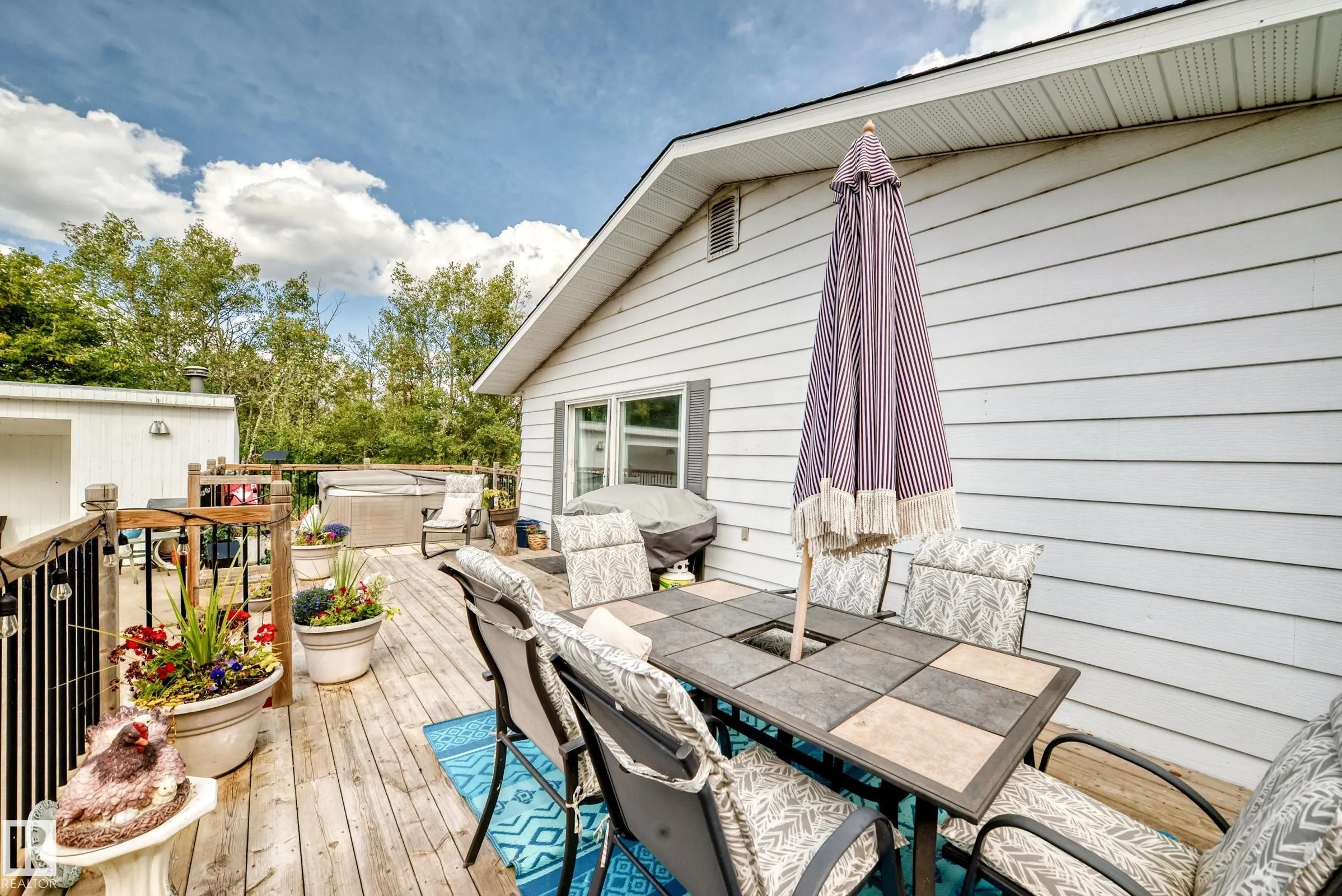 23230 TWP ROAD 520