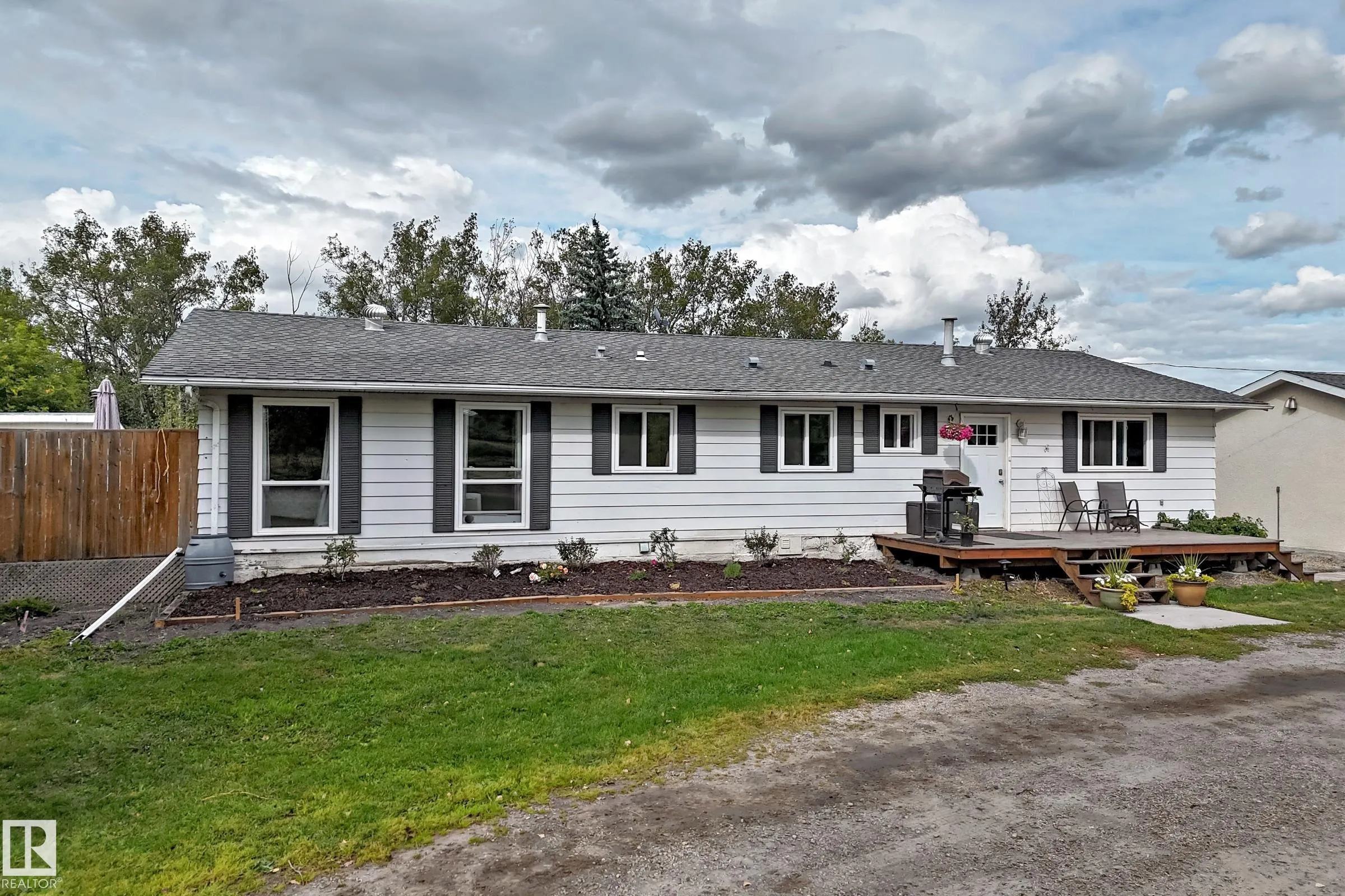 23230 TWP ROAD 520