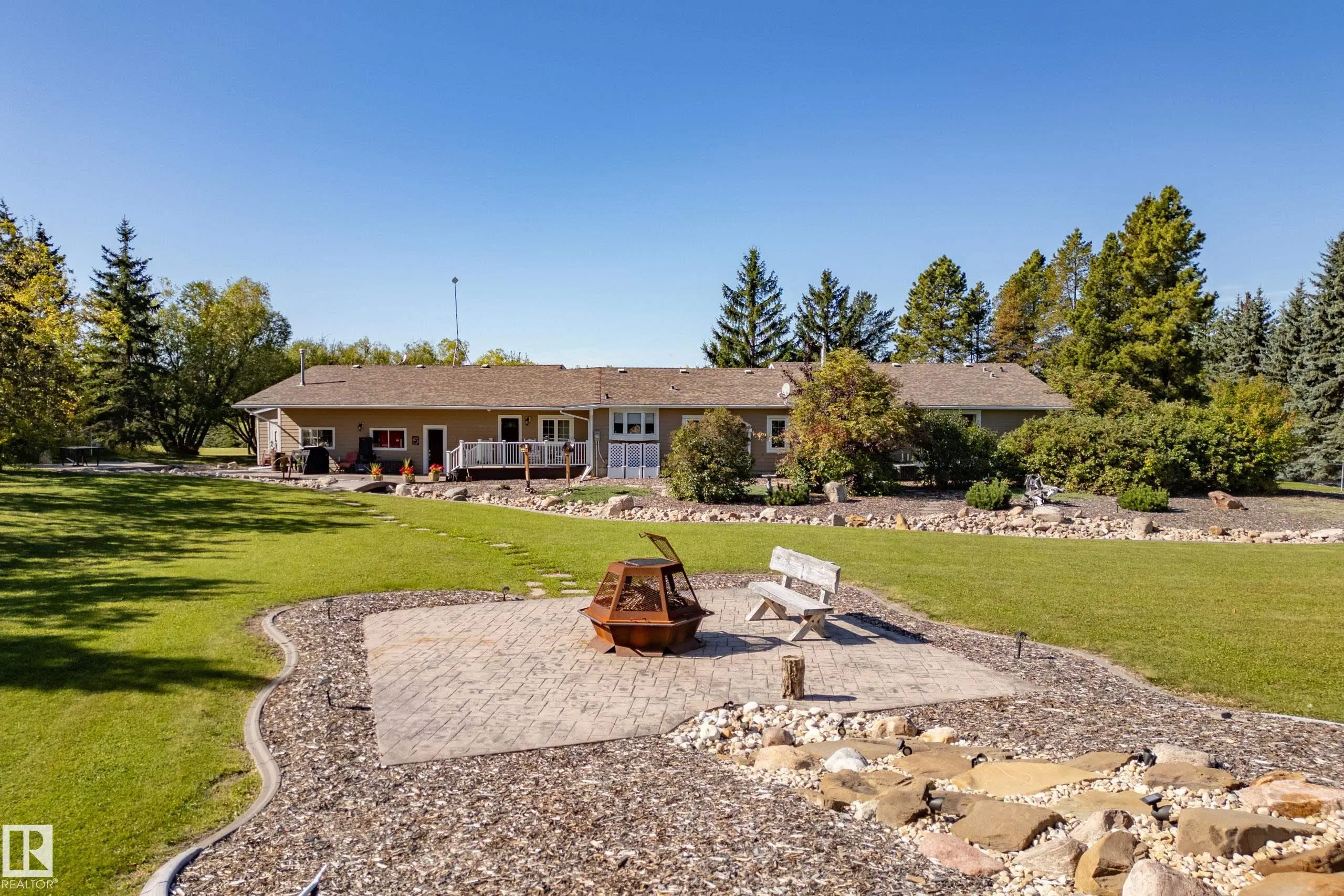 39 53504 RGE ROAD 274