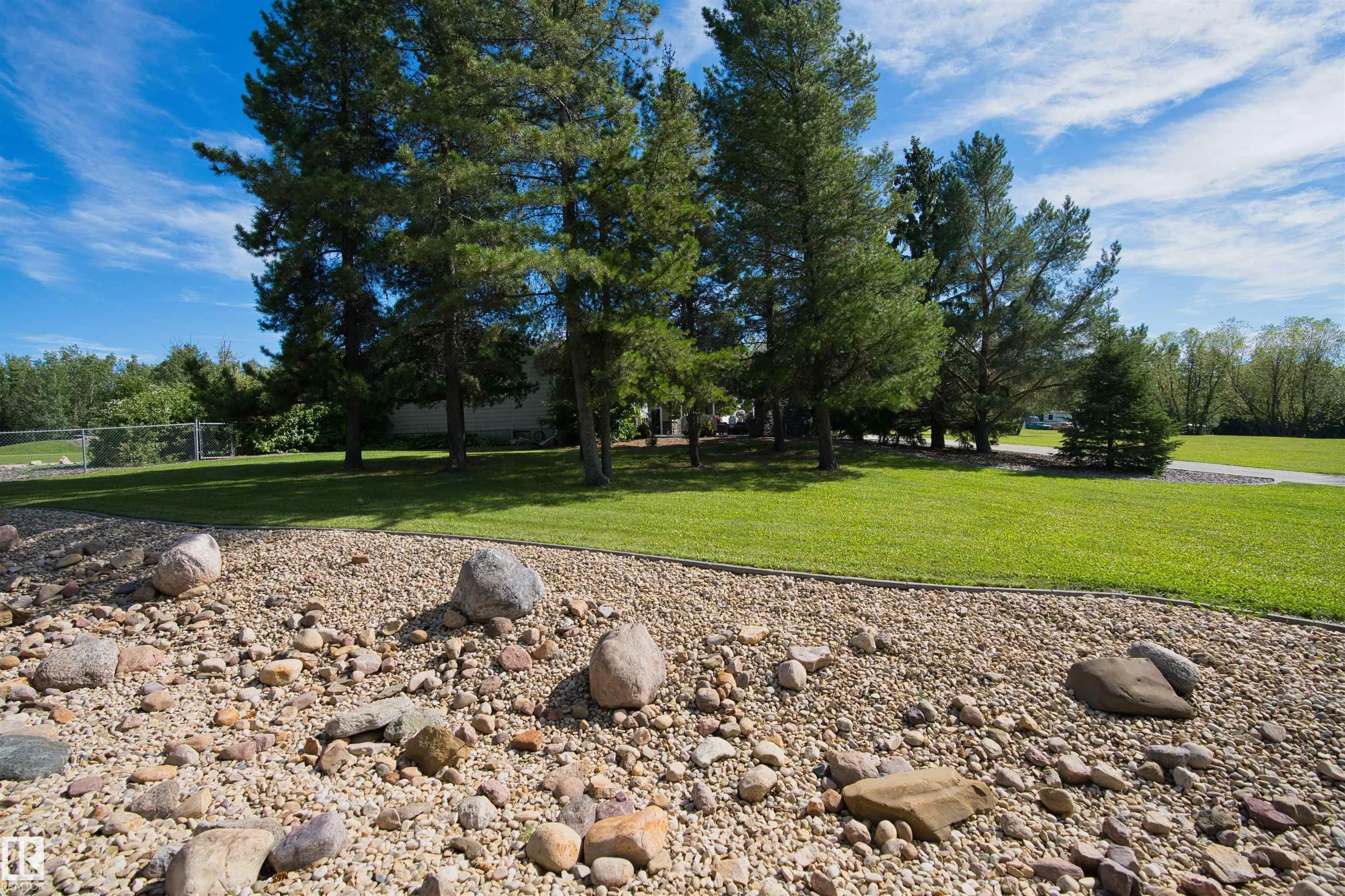 39 53504 RGE ROAD 274