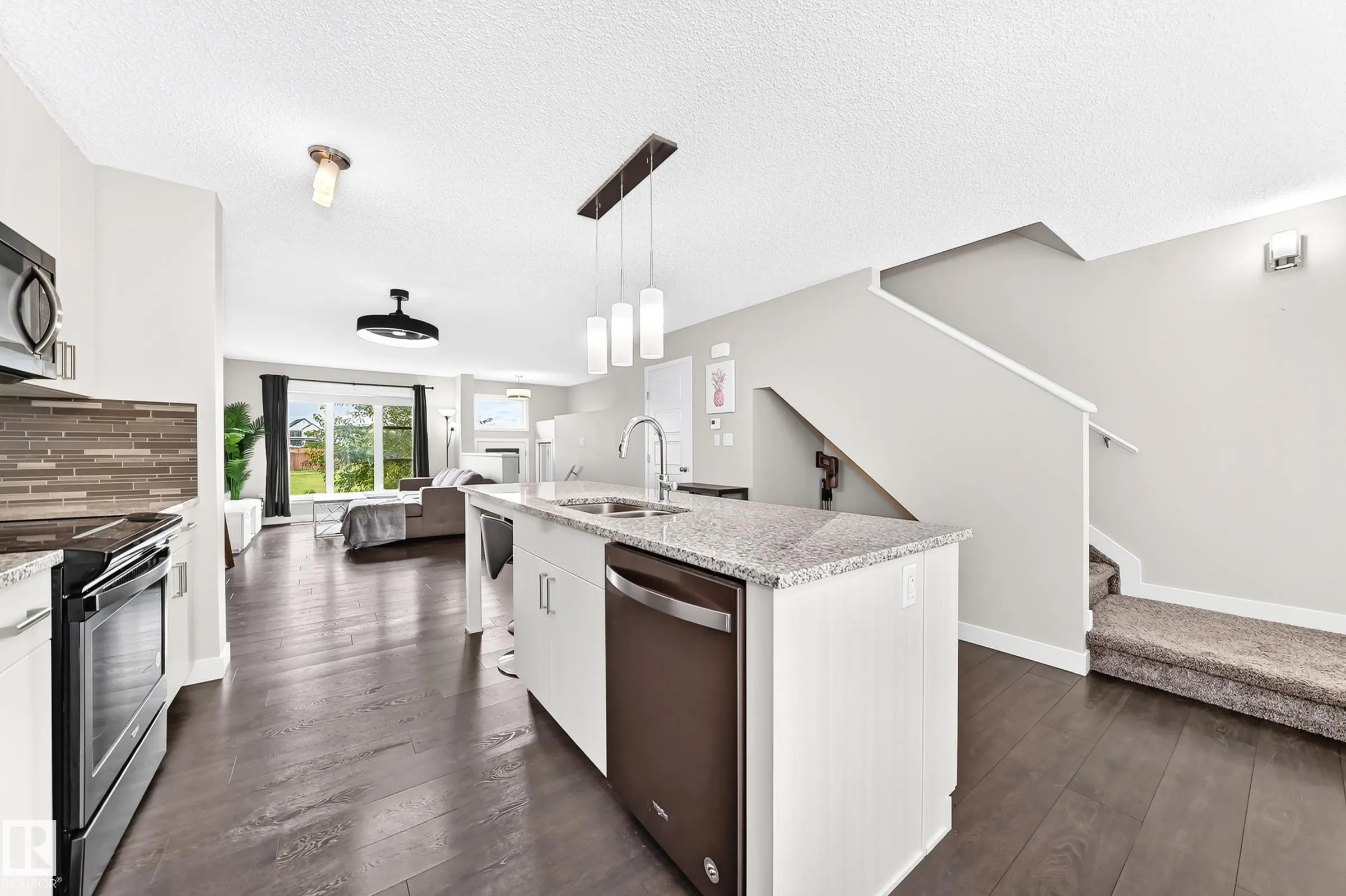 4470 PROWSE Road