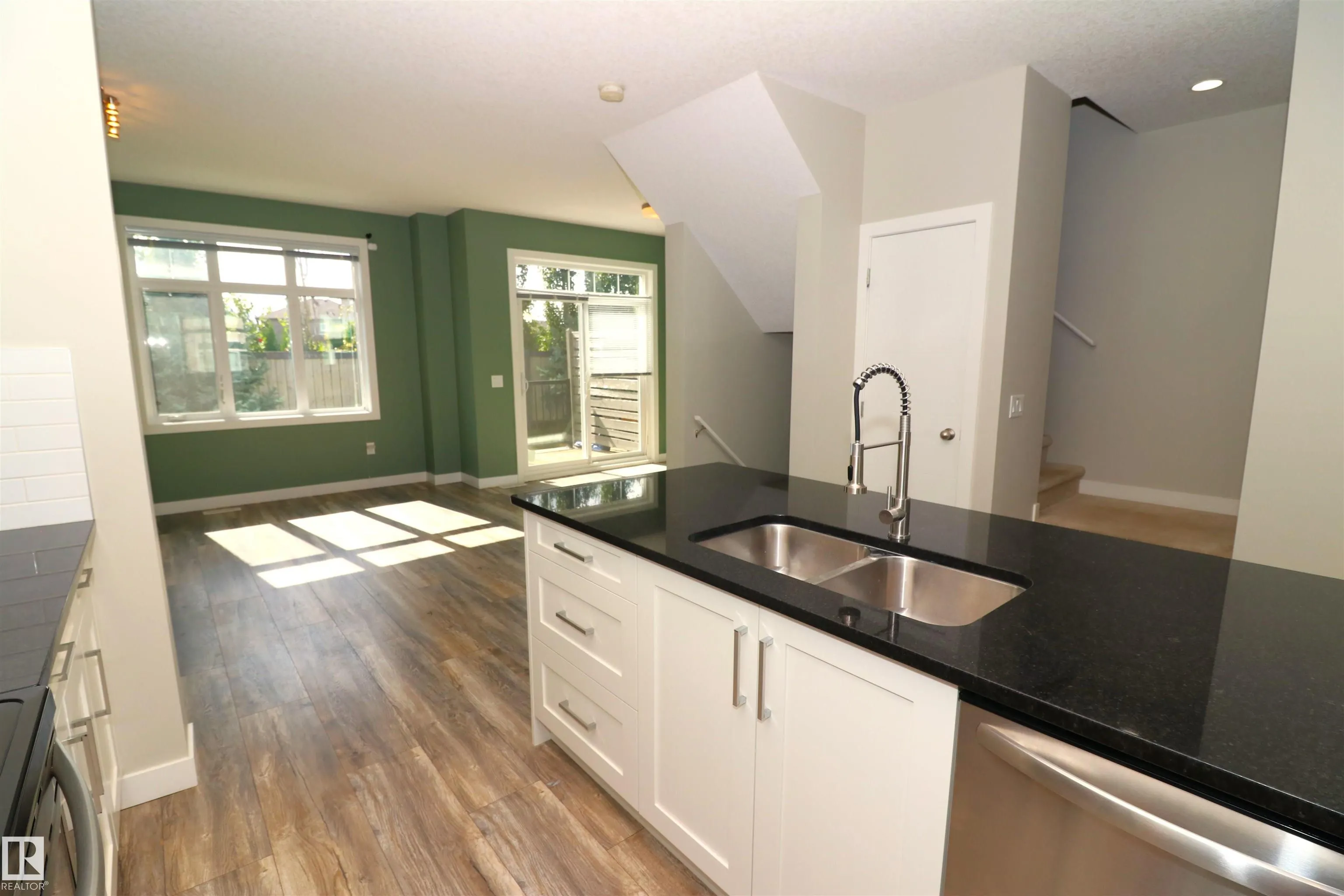 600 BELLEROSE Drive