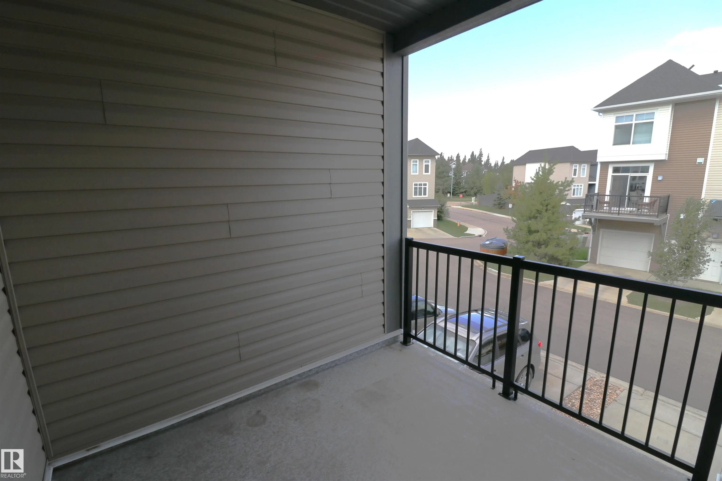 600 BELLEROSE Drive