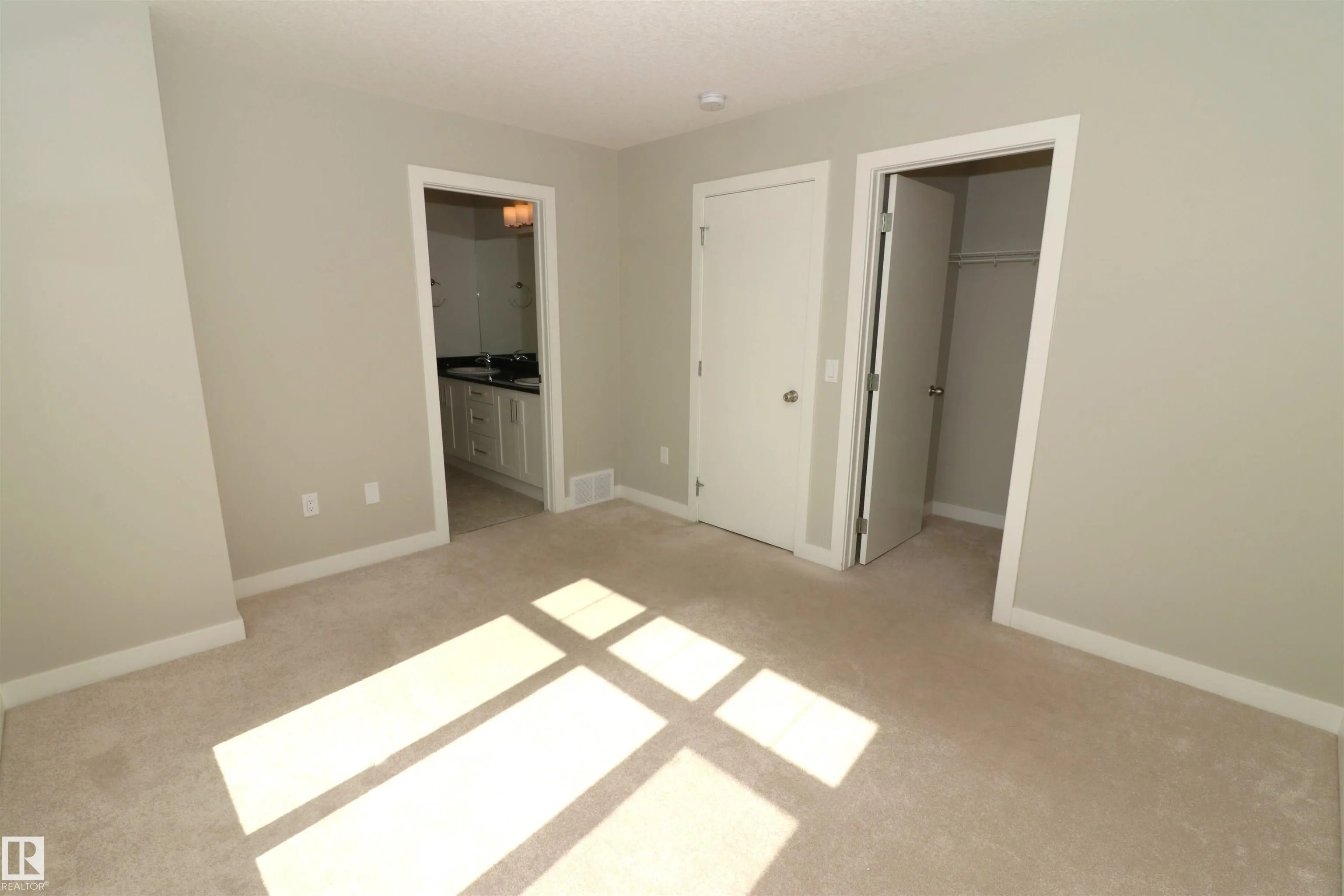 600 BELLEROSE Drive