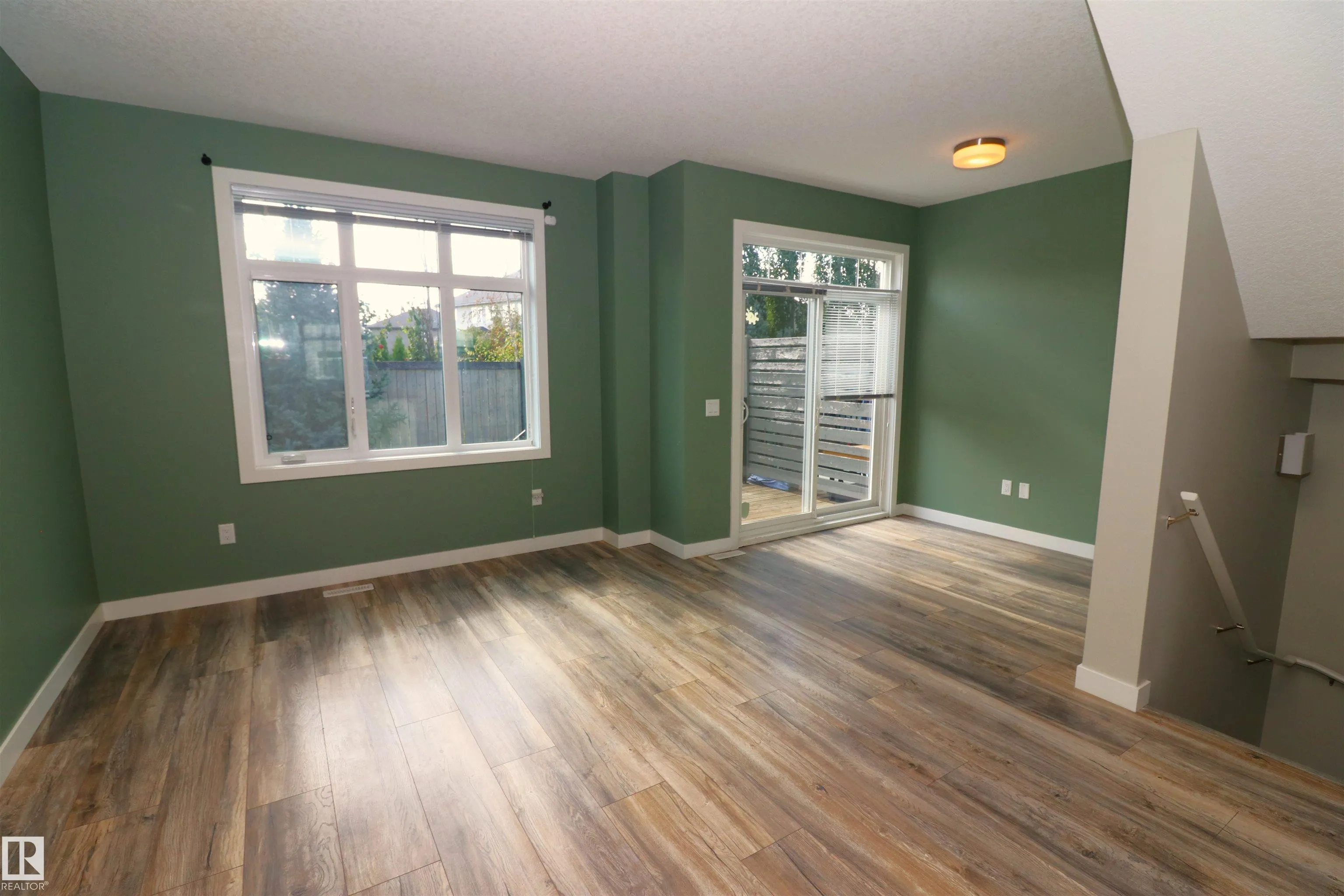 600 BELLEROSE Drive