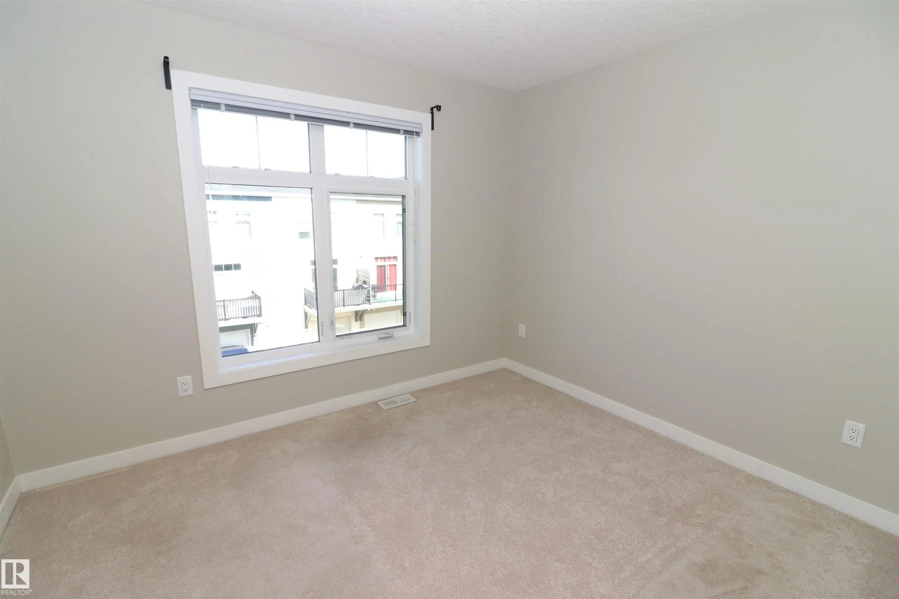 600 BELLEROSE Drive