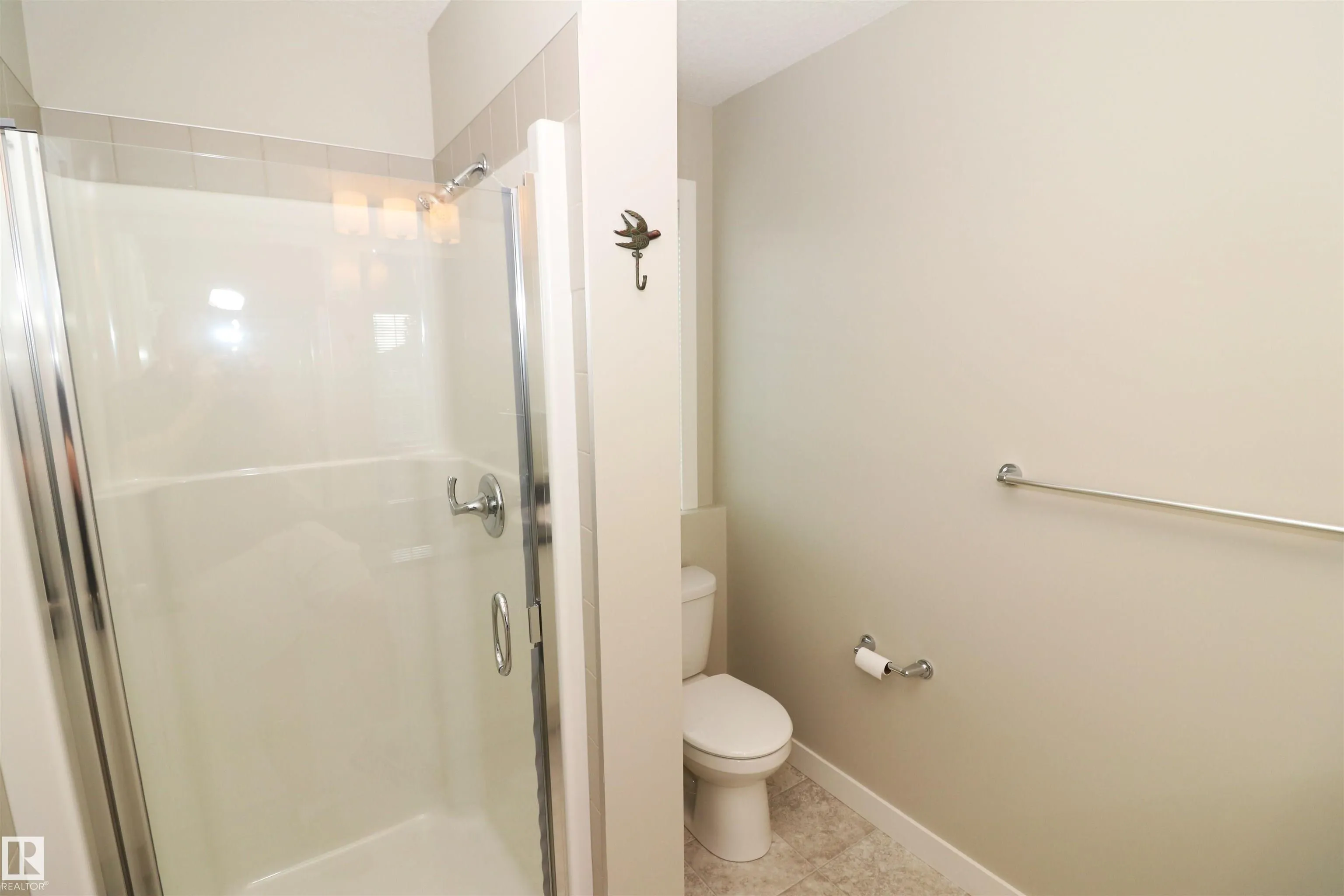 600 BELLEROSE Drive